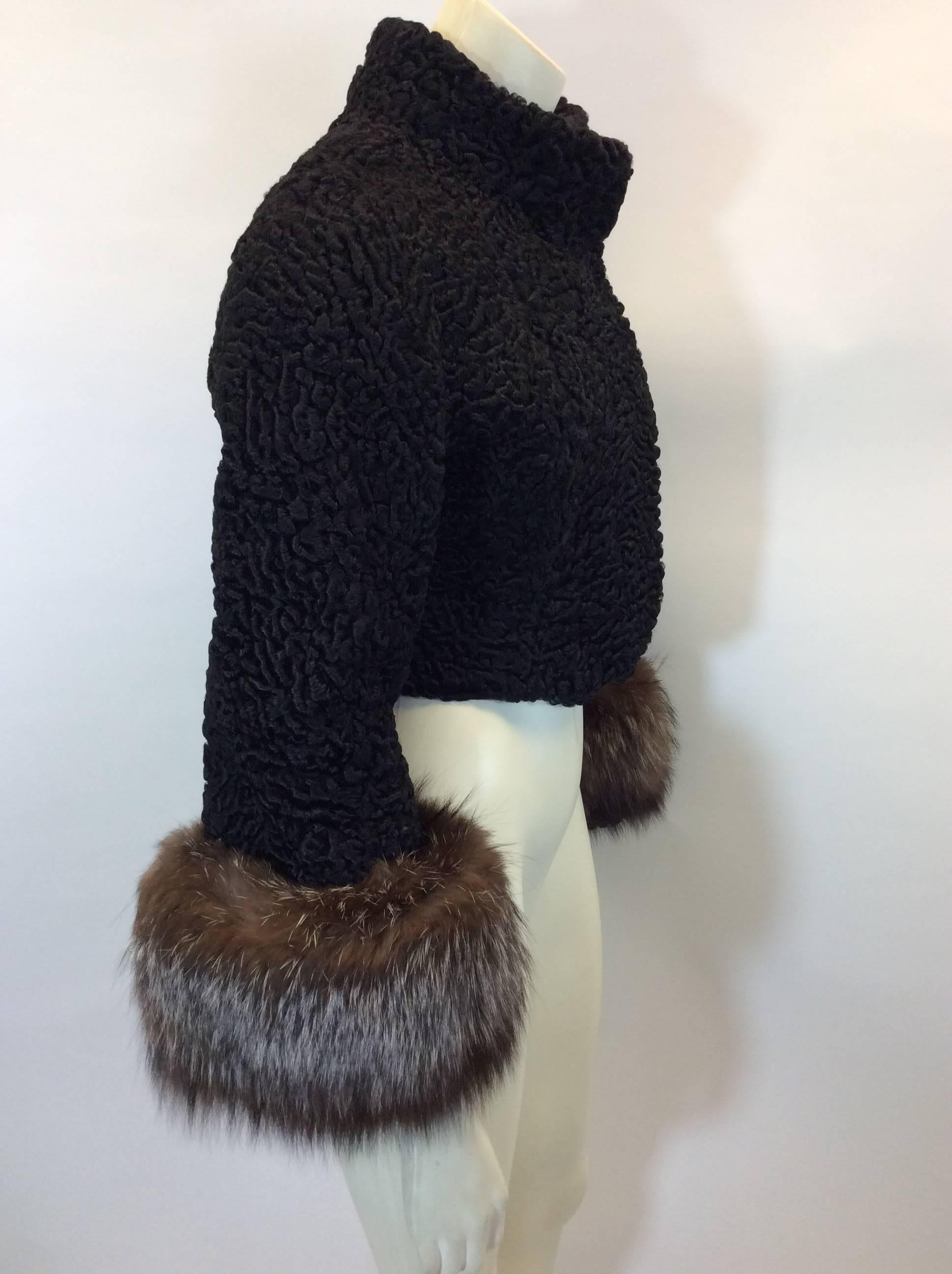 Vintage Black Cropped Textured Jacket with Furry Pouf Cuffs In Excellent Condition For Sale In Narberth, PA