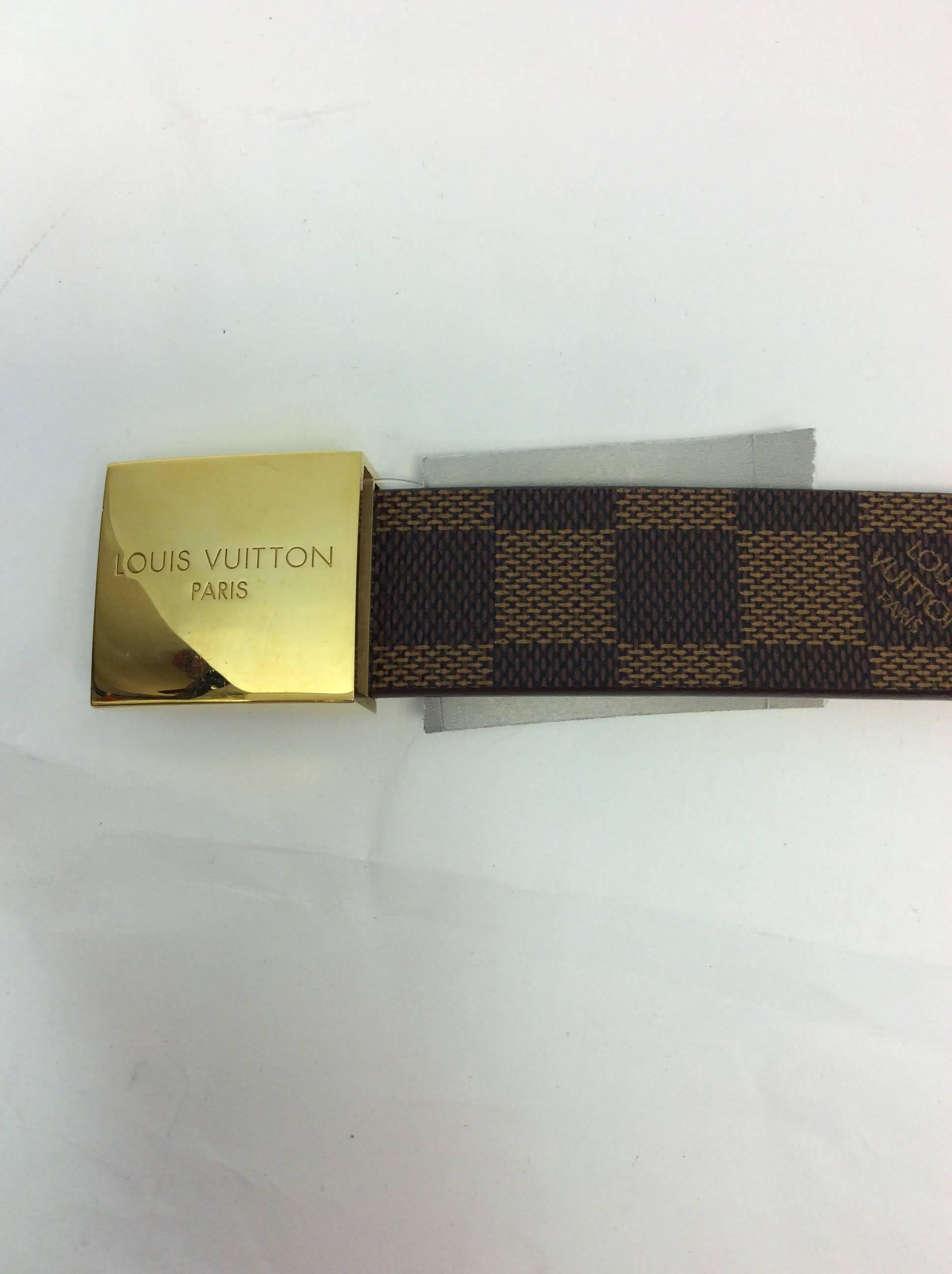 Brown Damier Belt with Gold Hardware
38 - 41 adjustable length
5 size settings
Leather and metal