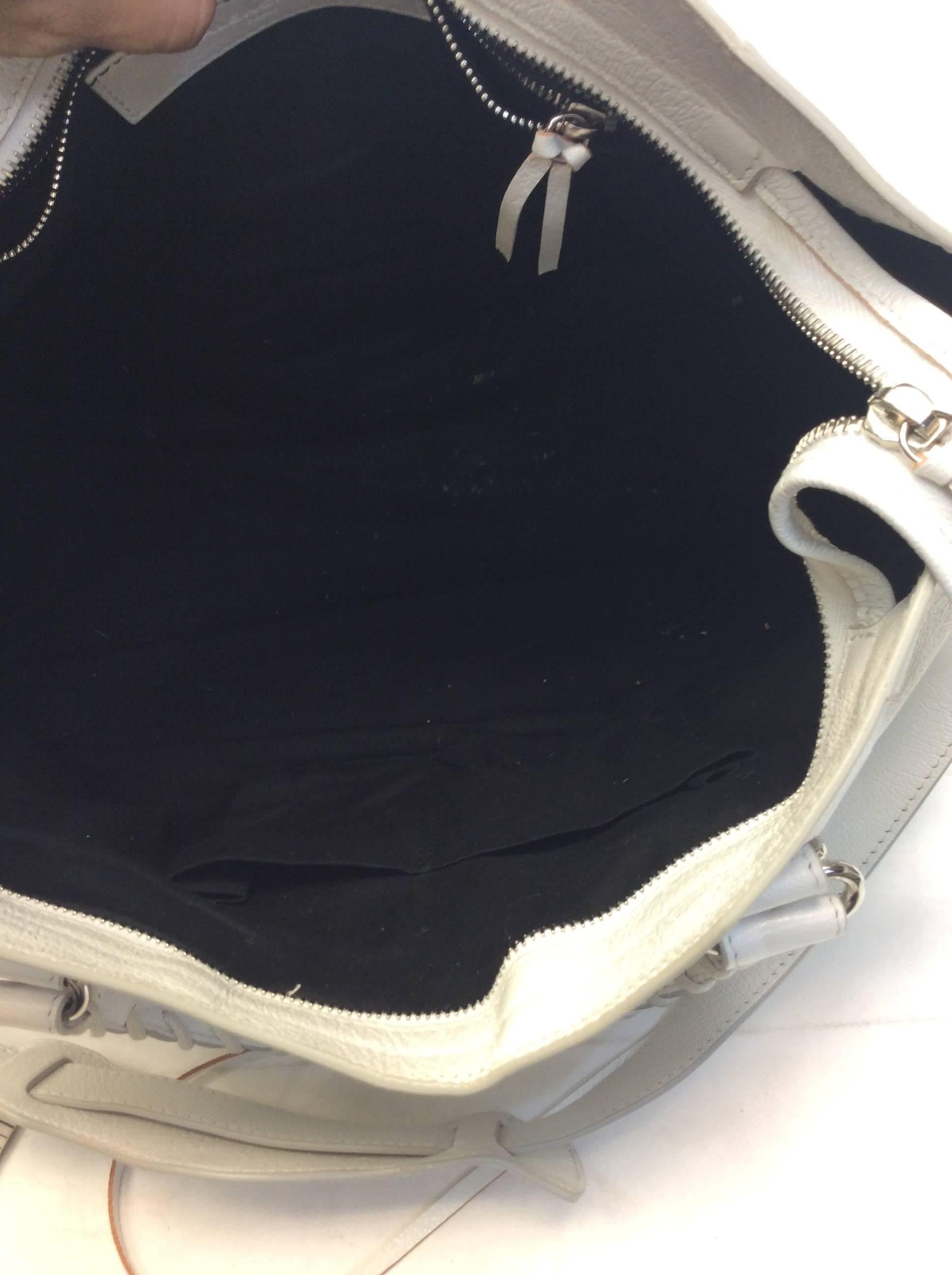Balenciaga White City Bag NWT  In New Condition For Sale In Narberth, PA