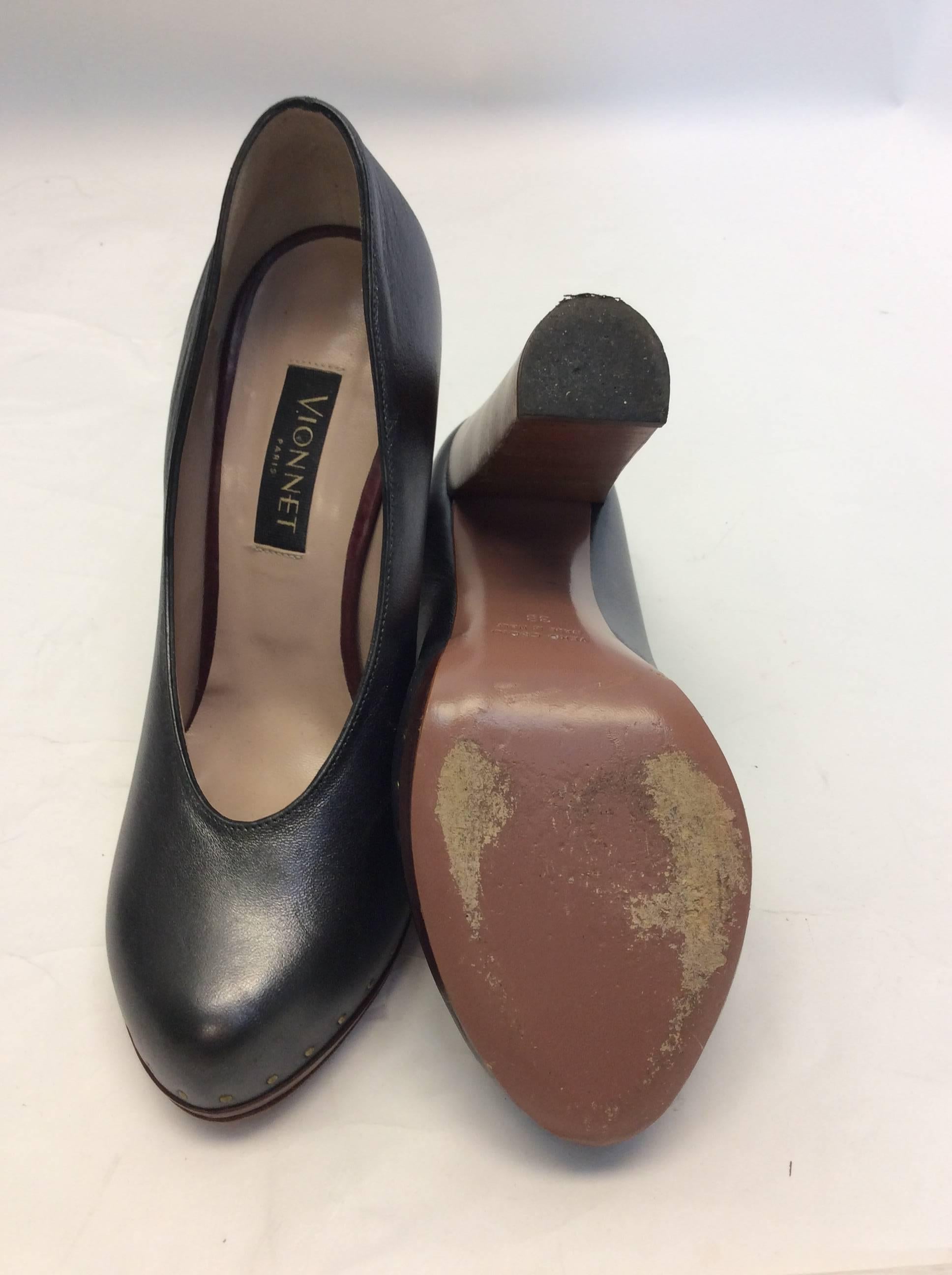 Vionnet Leather Block Heels In Excellent Condition For Sale In Narberth, PA