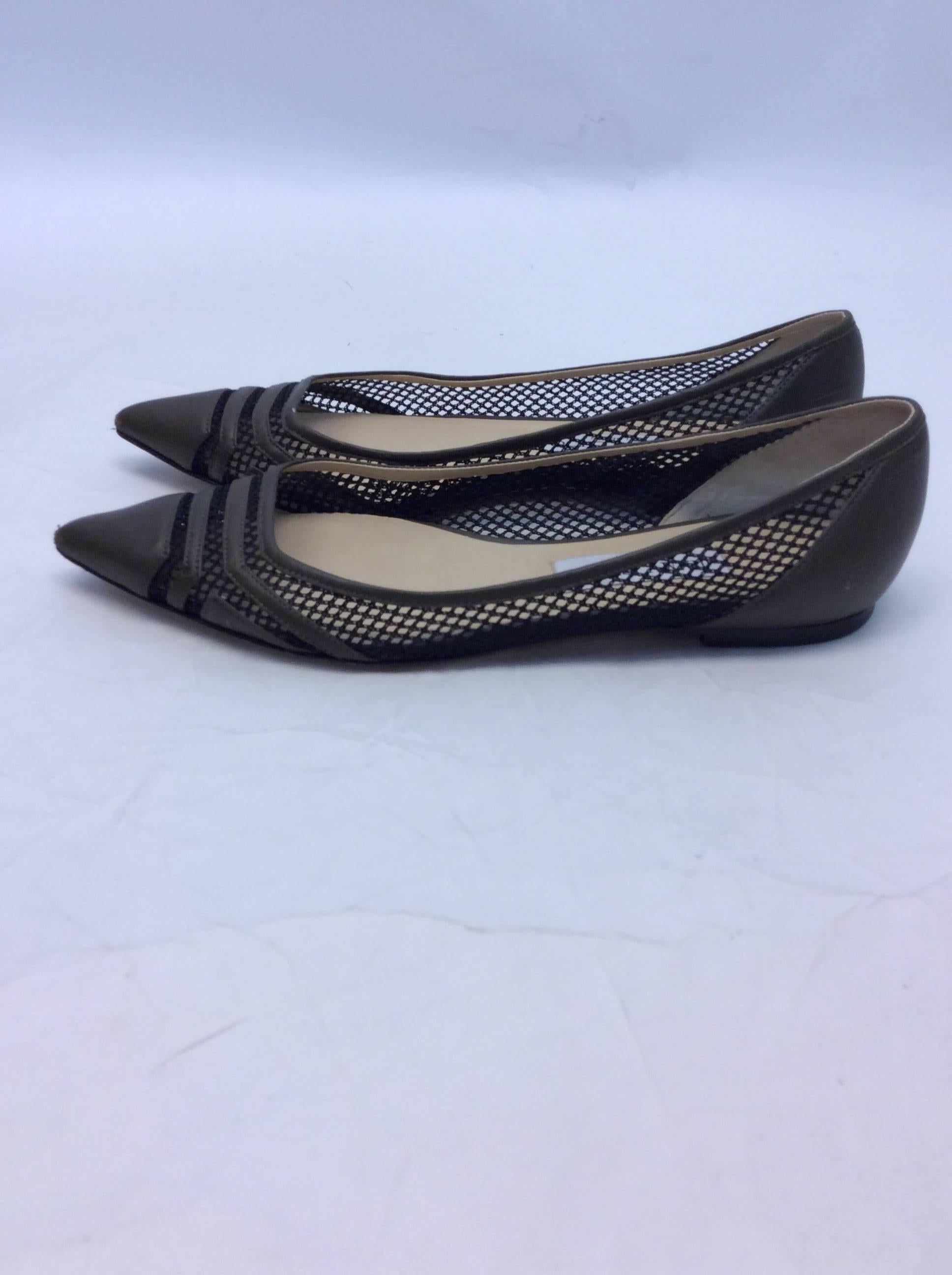 Jimmy Choo Olive Pointed Toe Flats In Good Condition For Sale In Narberth, PA