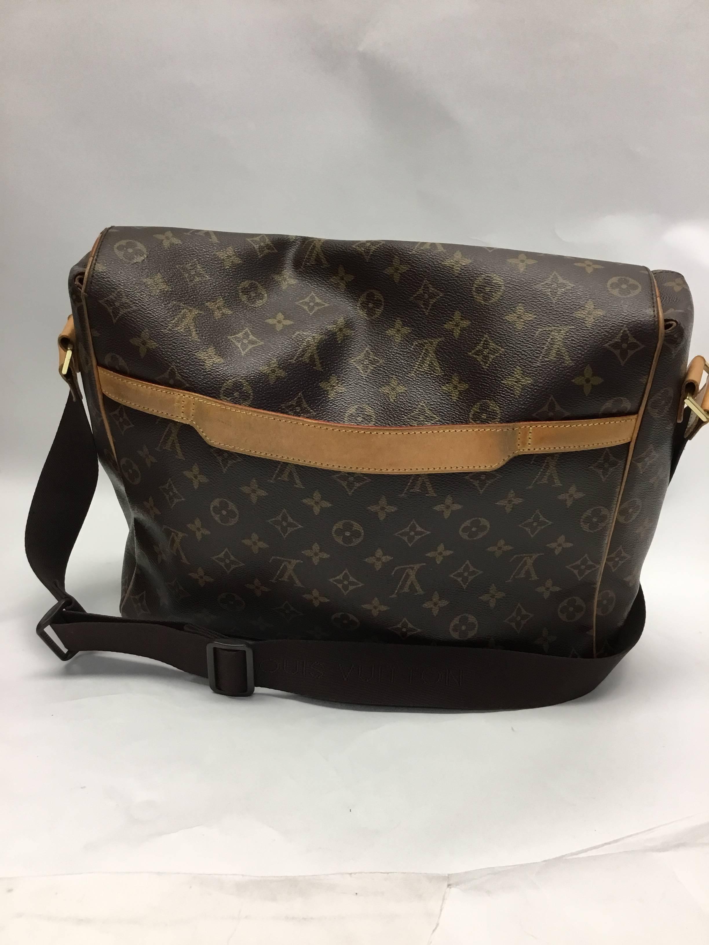 Louis Vuitton Monogram Canvas Abbesses Messenger Bag
Large flap front, two interior pockets
Exterior crossbody strap
$899
Made in Spain
Minor wear on the inside of the flap, see photos