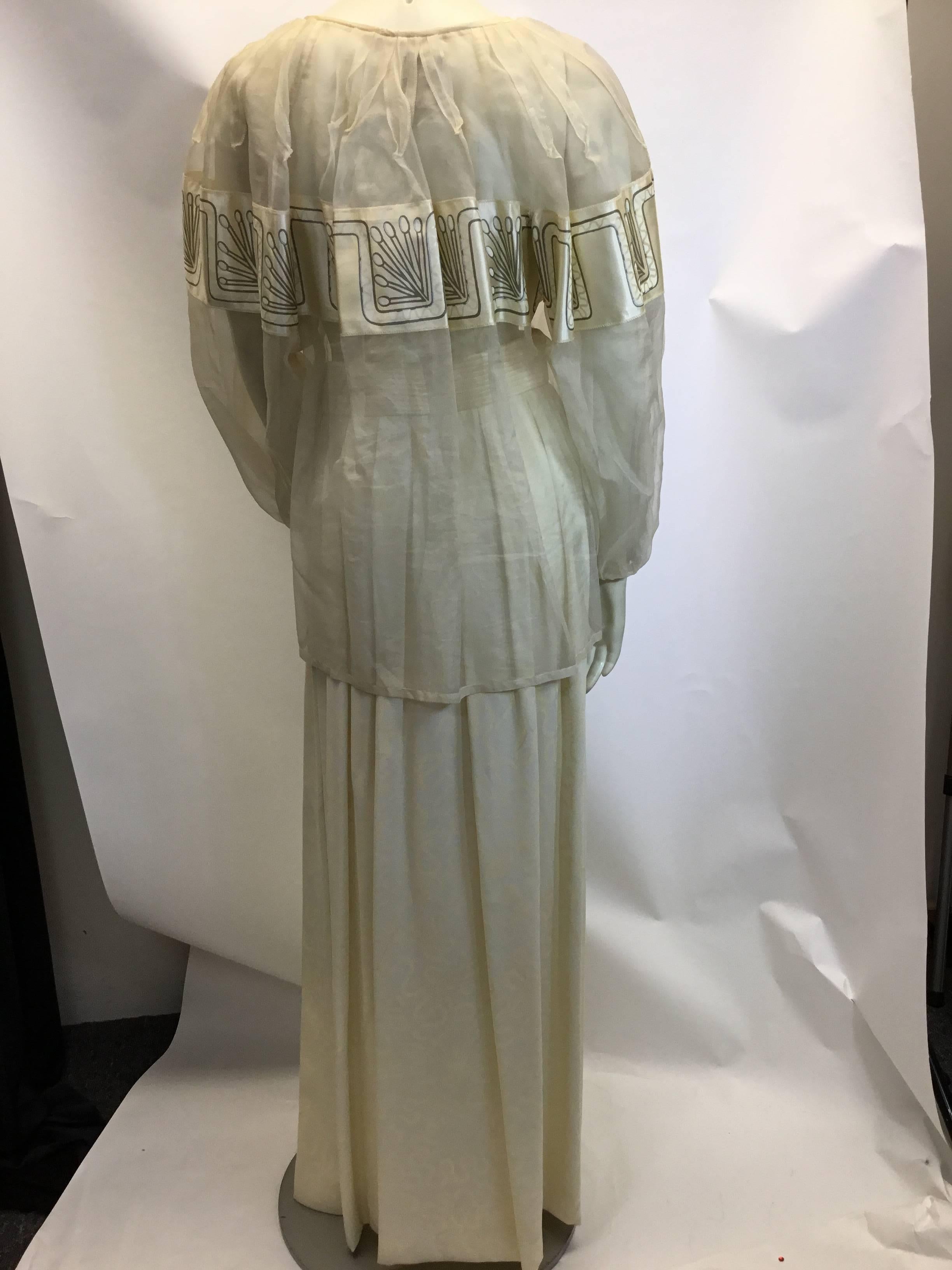 Zanda Rhodes Vintage Cream Silk 2 Piece Skirt Set  In Good Condition For Sale In Narberth, PA