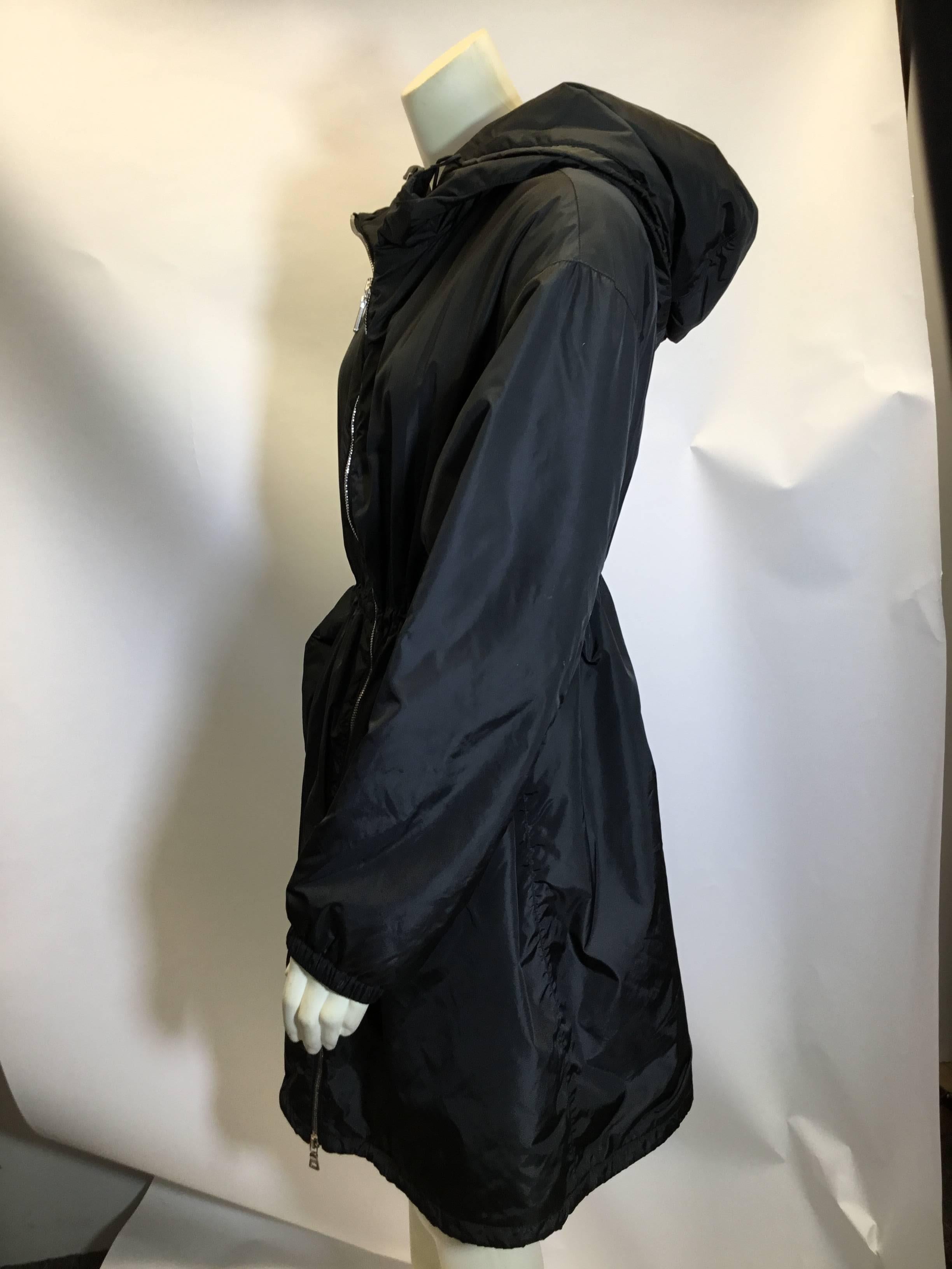 Prada Black Cinched Hooded Coat
$399
Made in China
Zip up style with cinched waist option


