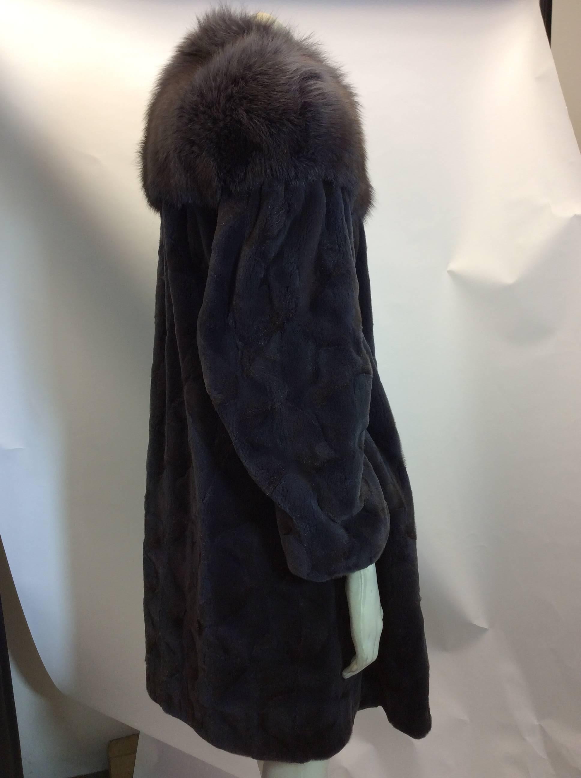 Siberian Gray Sheared Beaver Coat with Fox Trim For Sale 1