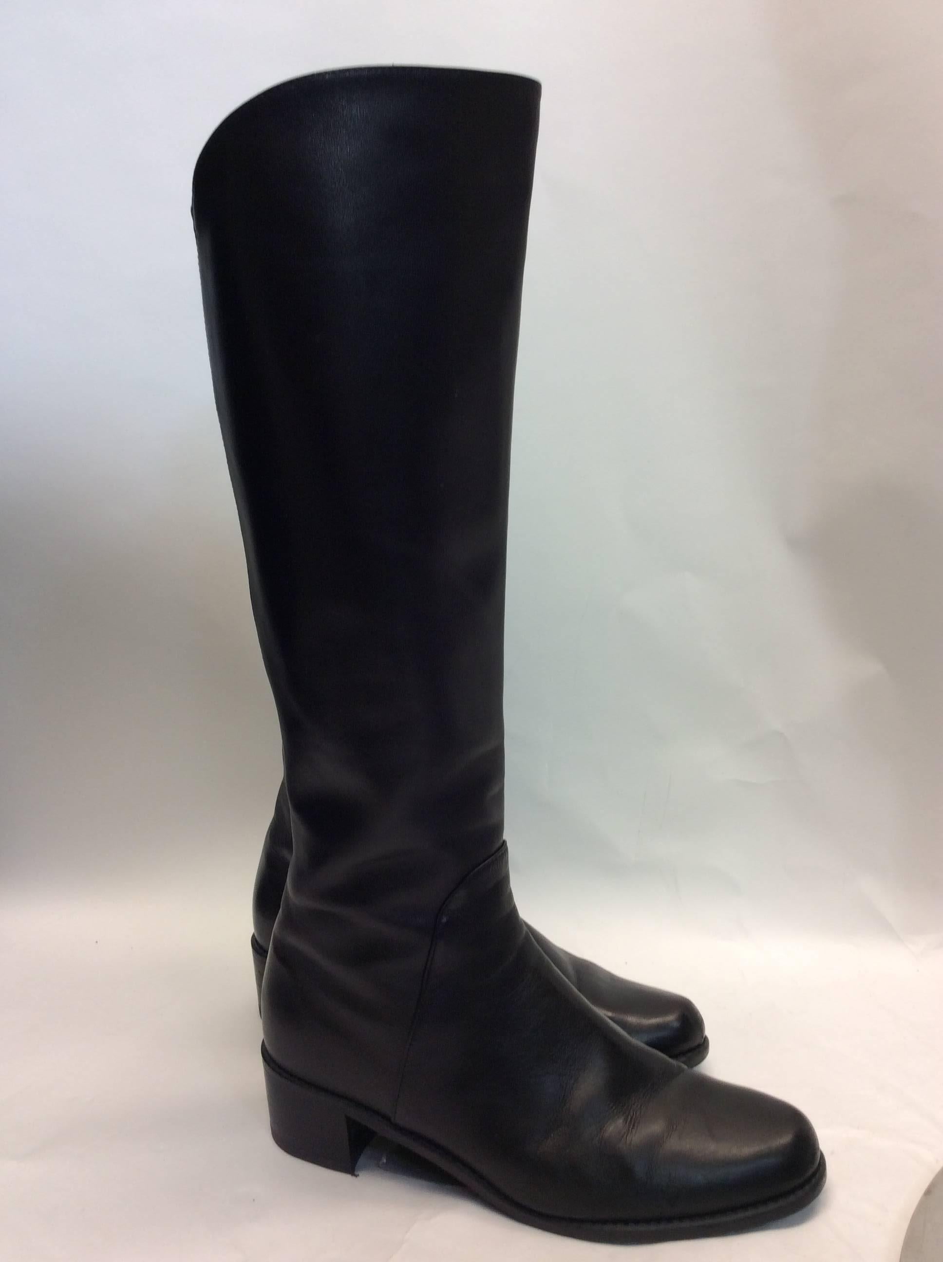 Women's Black Stuart Weitzman Leather Boots For Sale