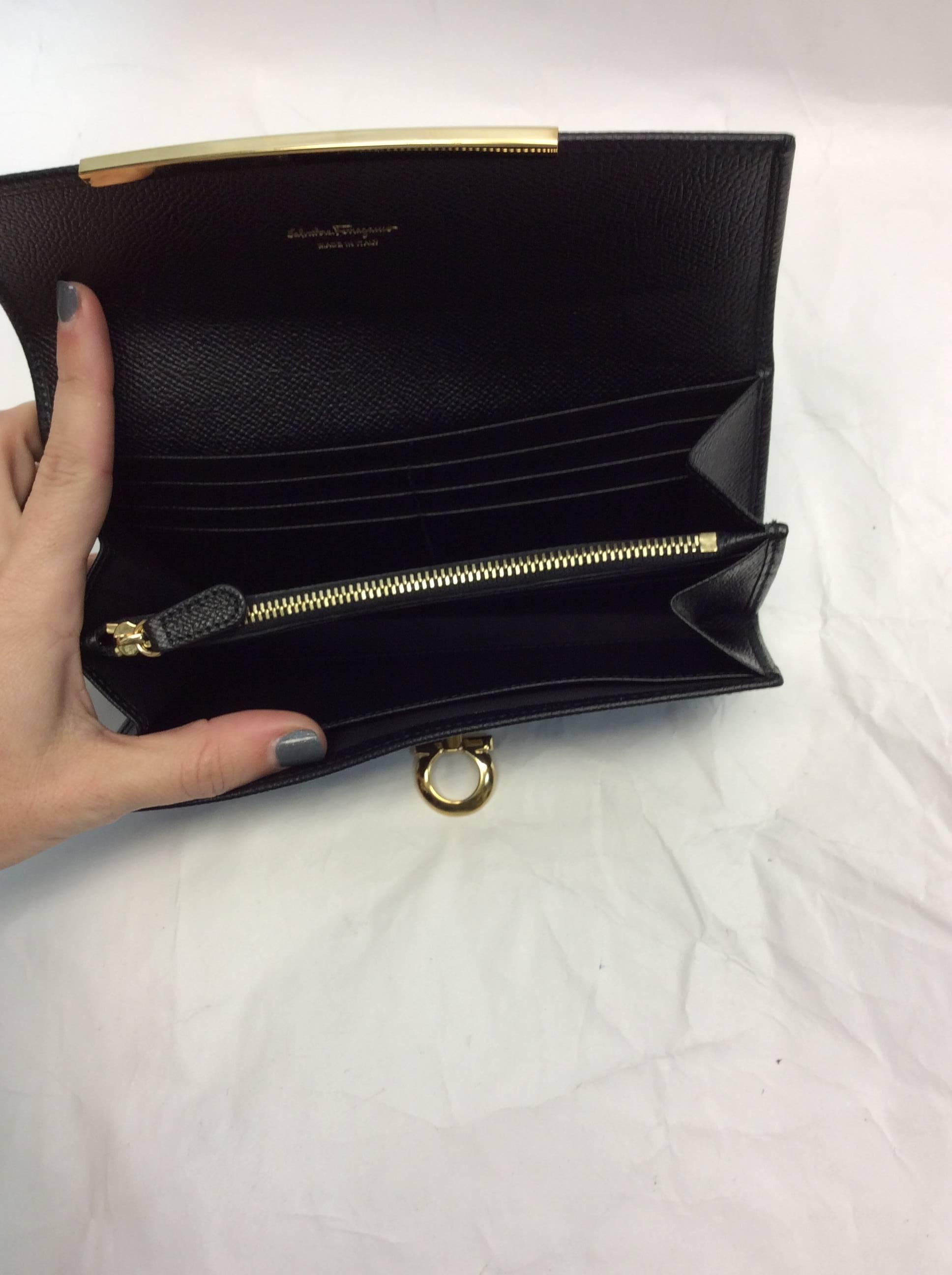 Salvatore Ferragamo Black Wallet For Sale 2