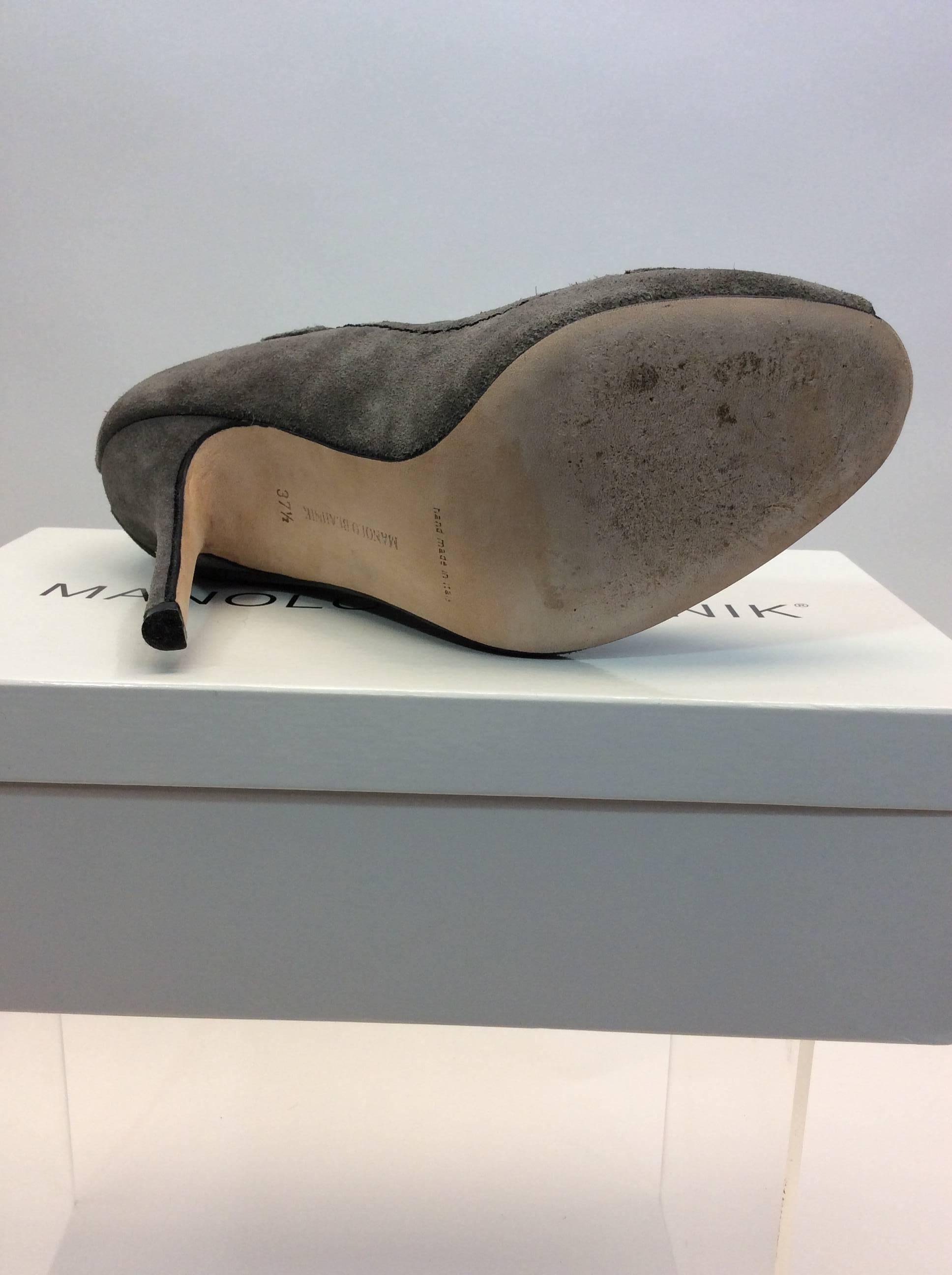 Women's Manolo Blahnick Gray Suede Peep Toe Heel For Sale
