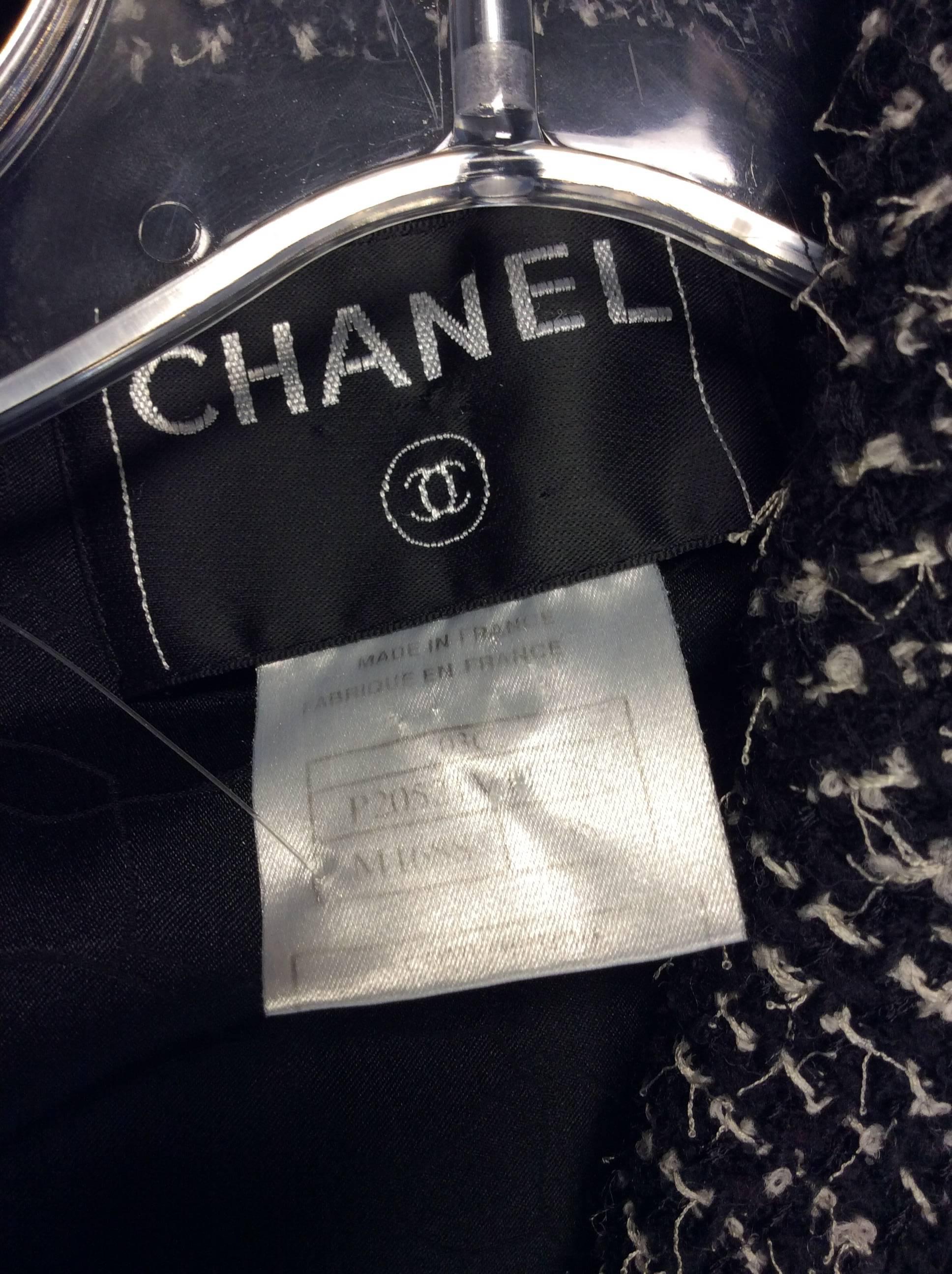 Chanel Black Tweed Jacket For Sale 2