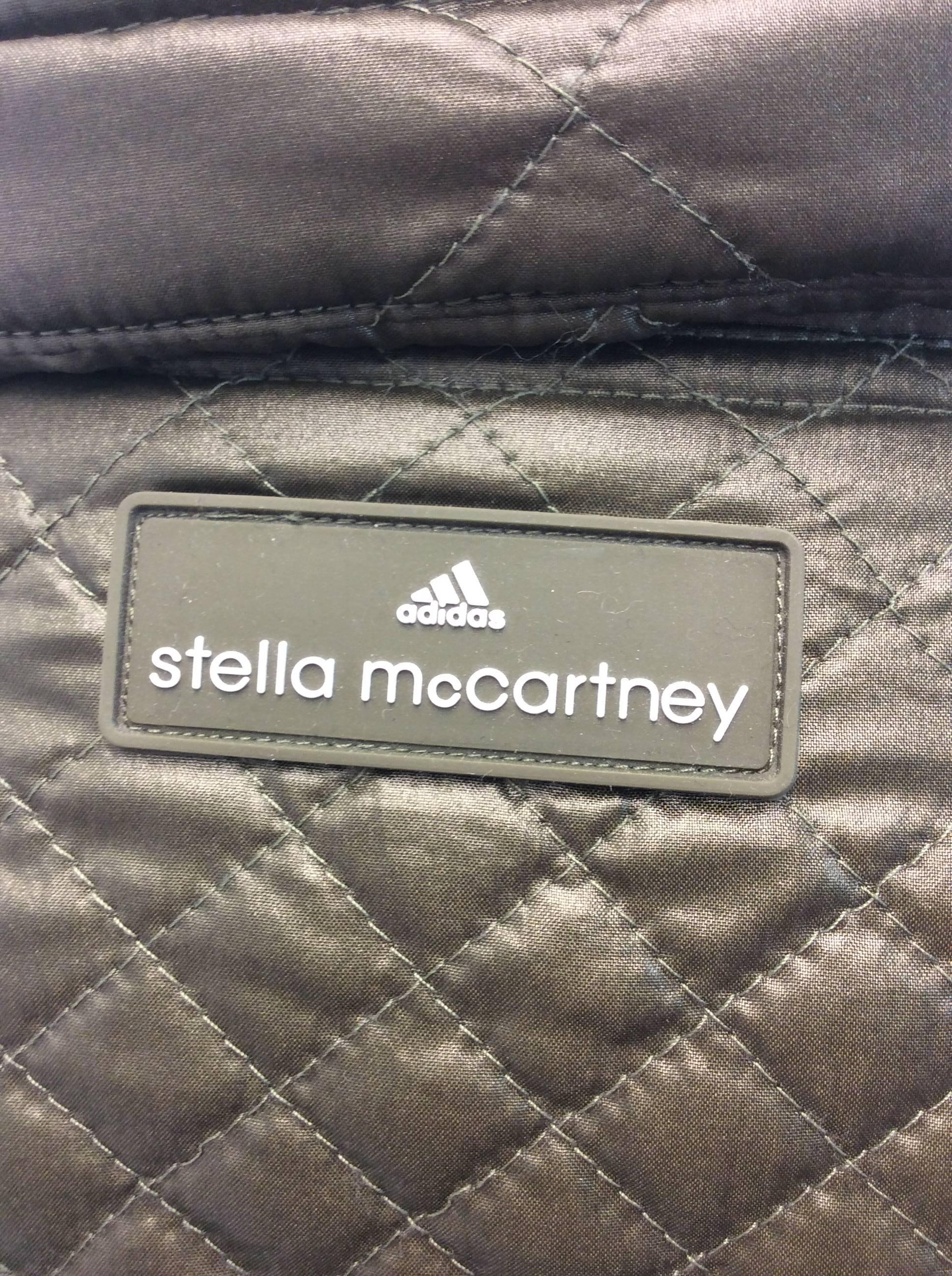 Stella McCartney Green Quilted Cropped Coat For Sale 3