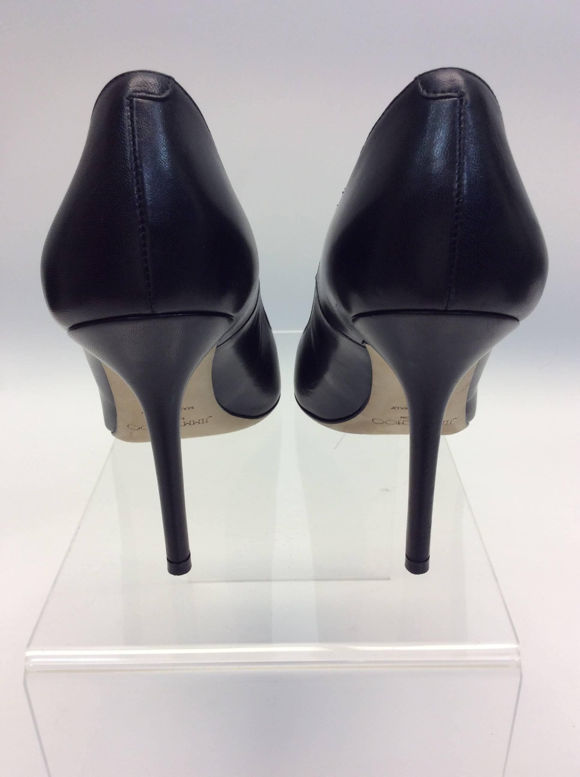 Jimmy Choo Black Leather Heels In Excellent Condition For Sale In Narberth, PA