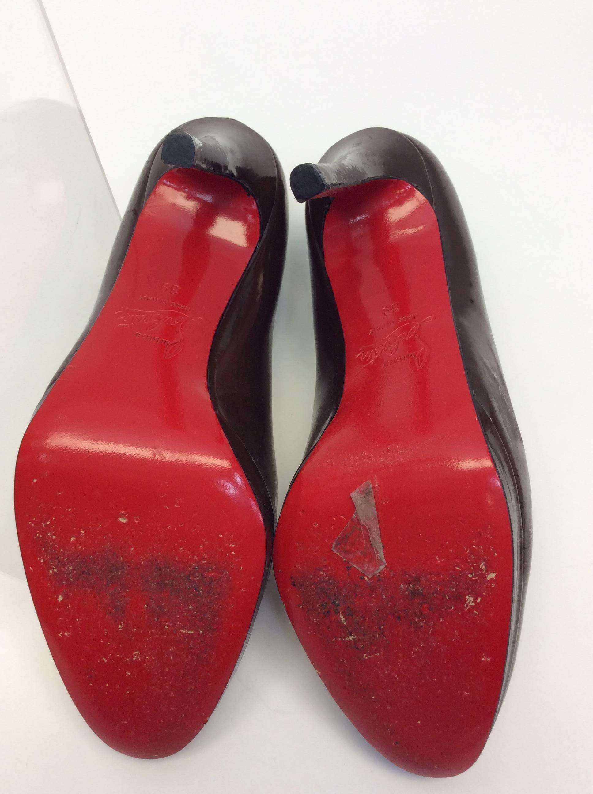 Christian Louboutin Brown Patent Leather Heels For Sale 2