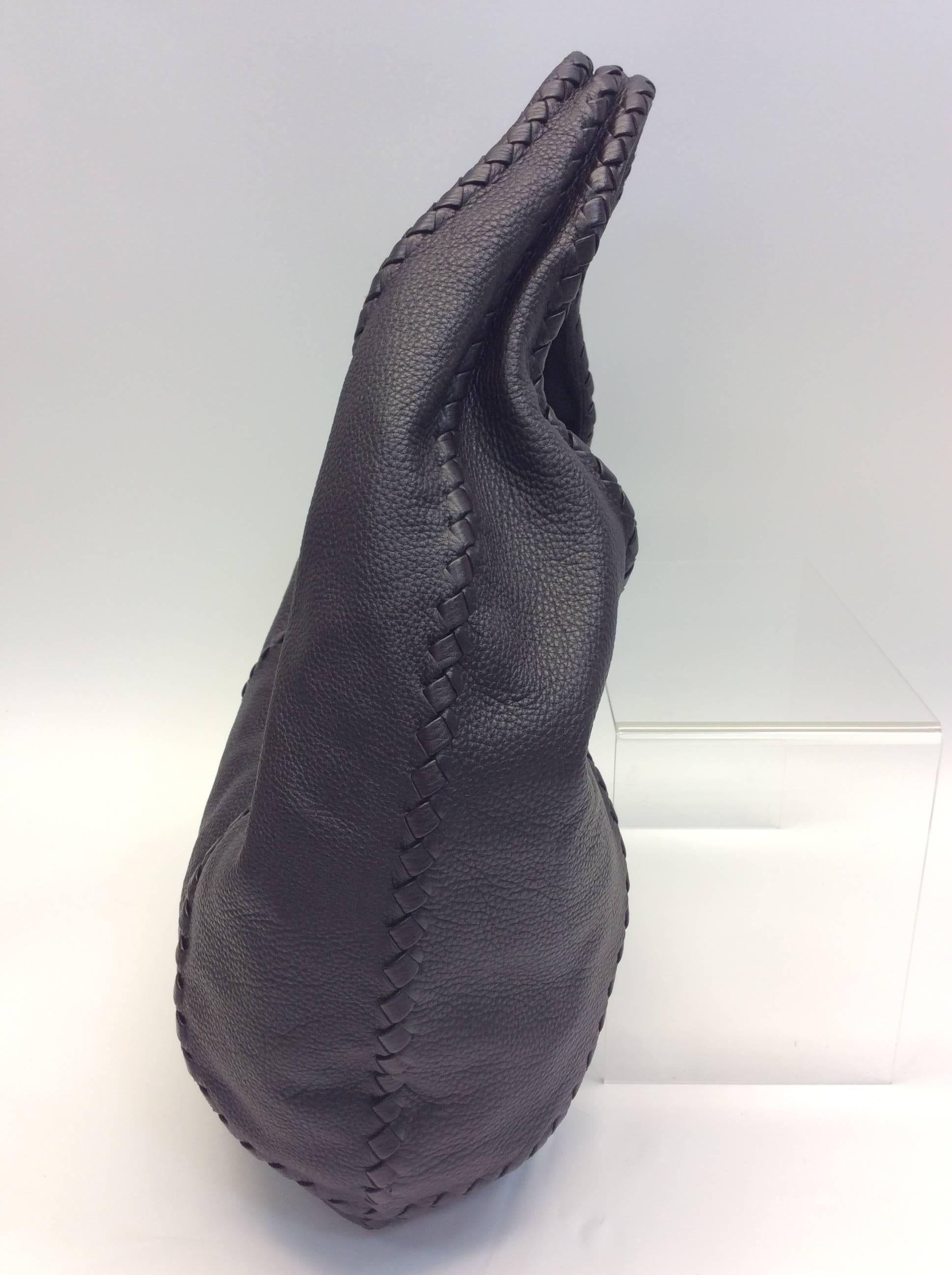 Bottega Veneta Brown Leather Hobo Cervo Shoulderbag In Excellent Condition For Sale In Narberth, PA