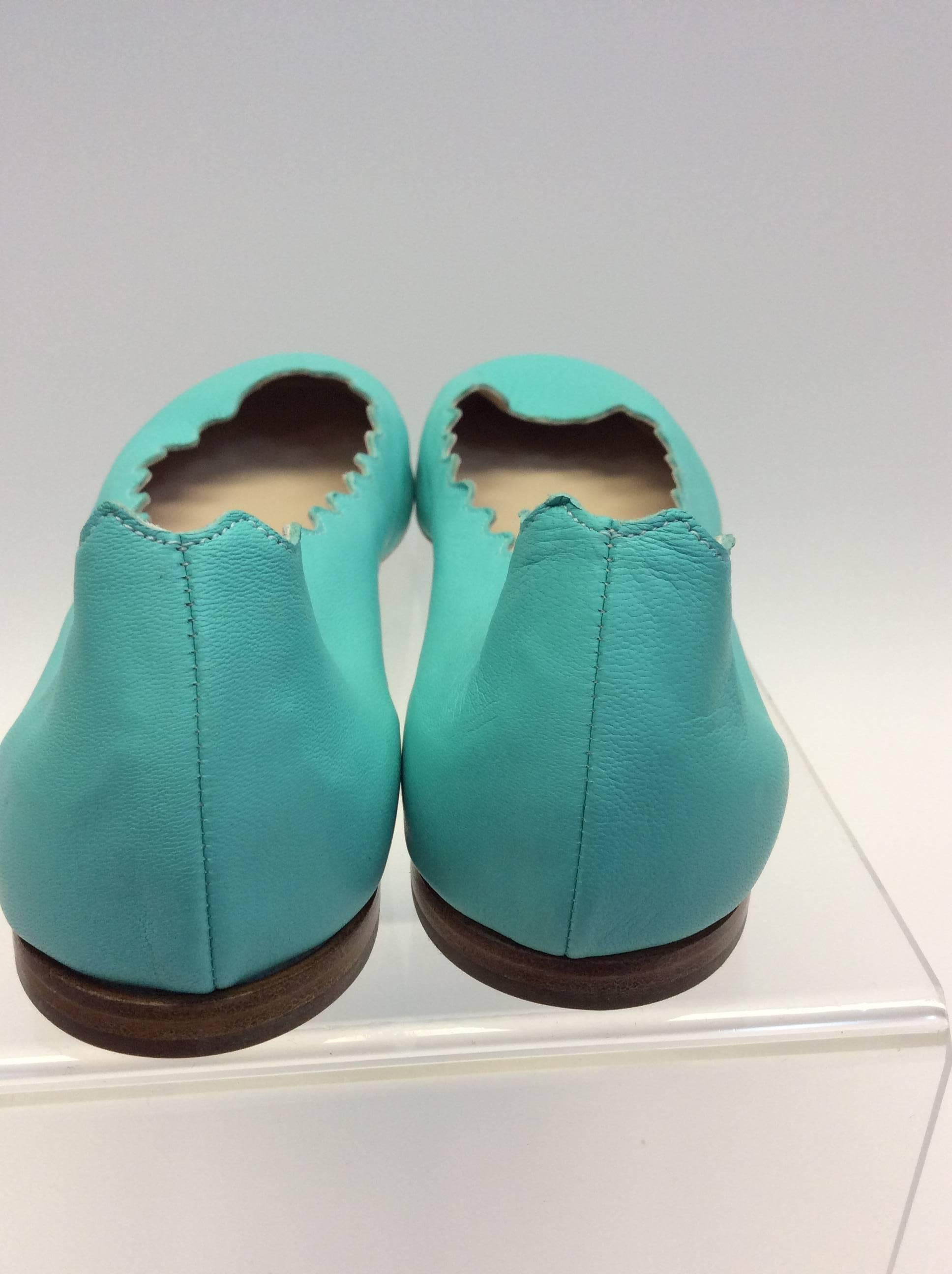 Chloe Green Leather Flats In New Condition For Sale In Narberth, PA
