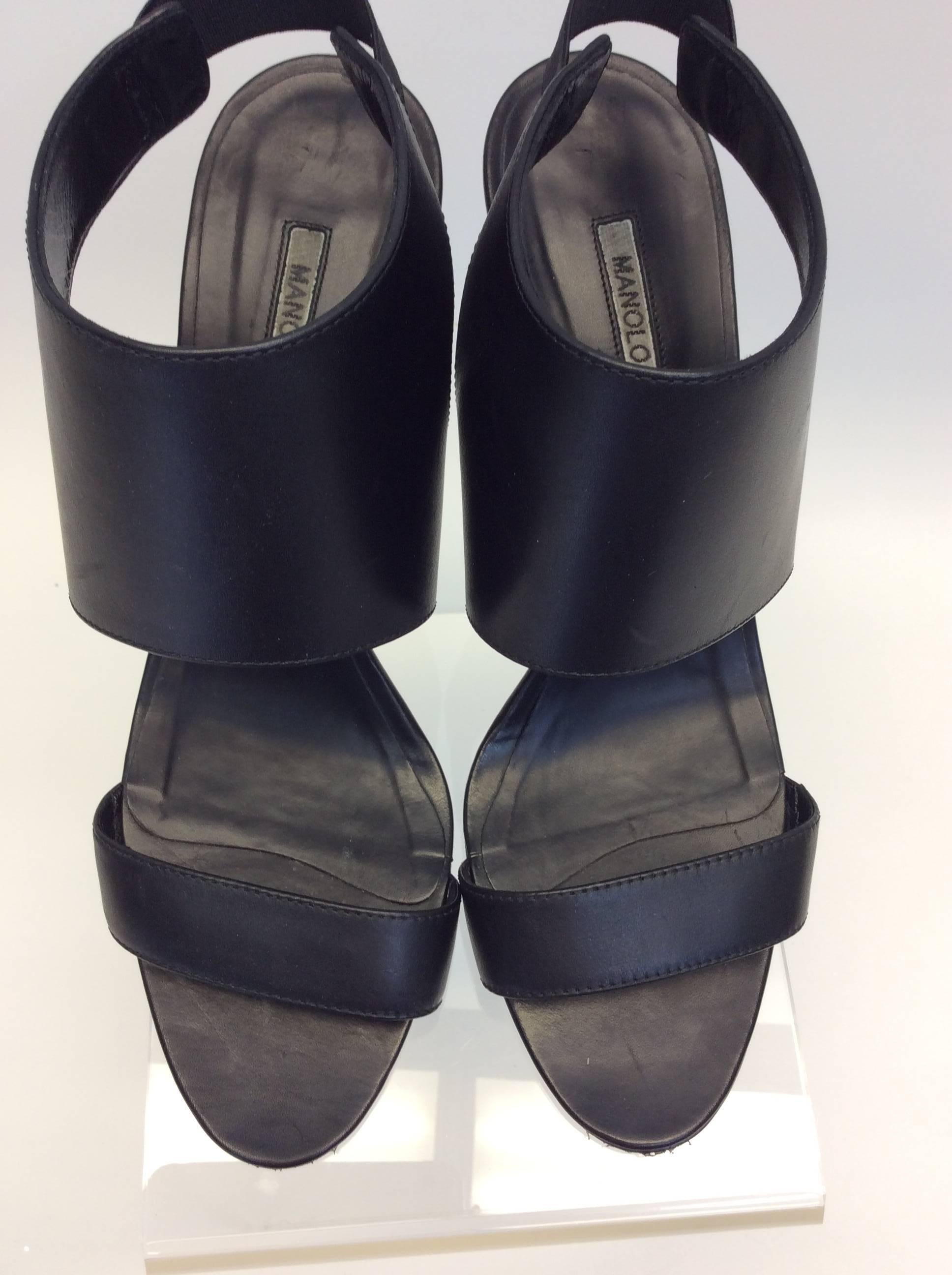 Manolo Blahnik Black Leather Heels For Sale 1