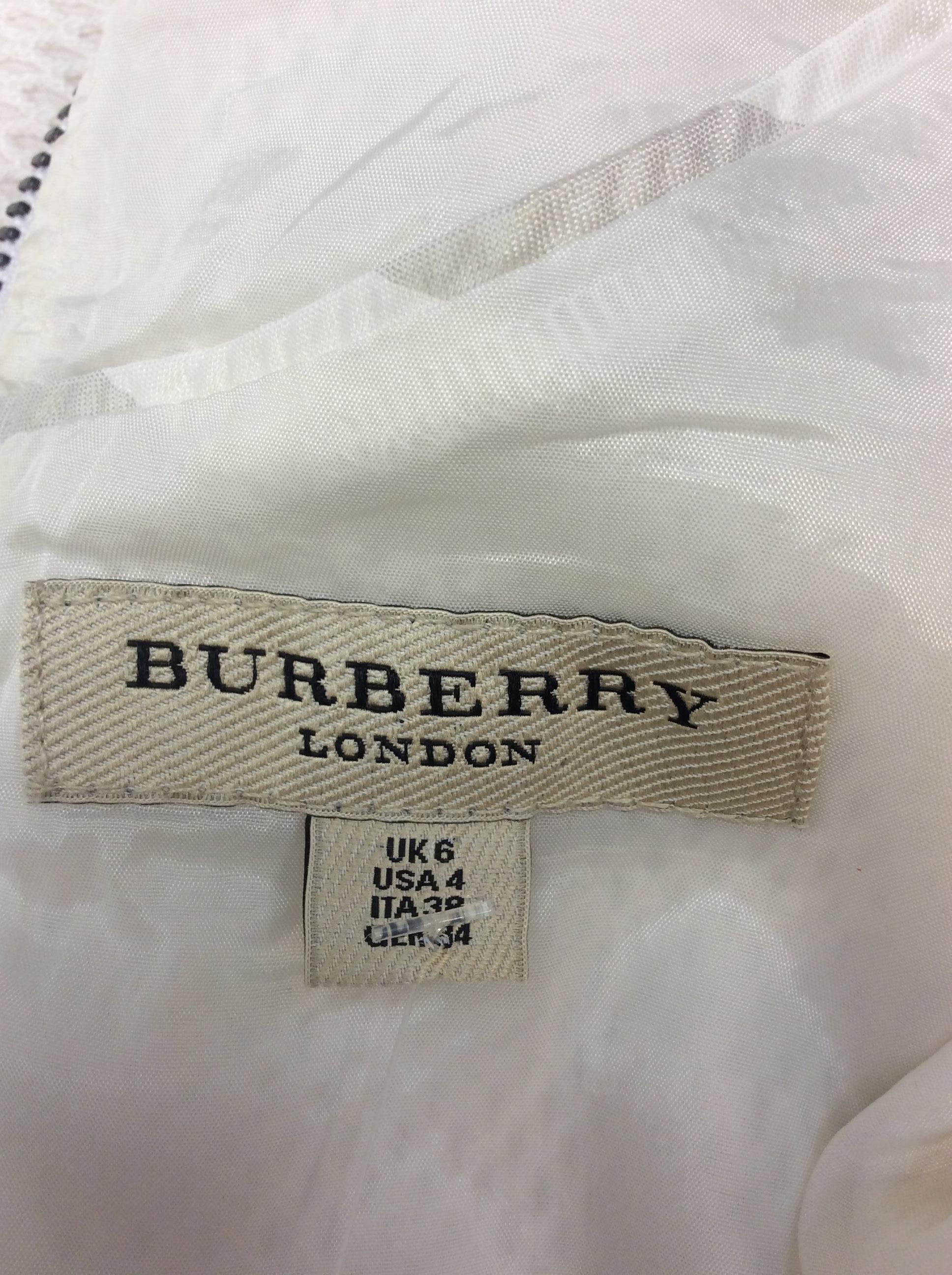 Burberry White Cotton Dress For Sale 2