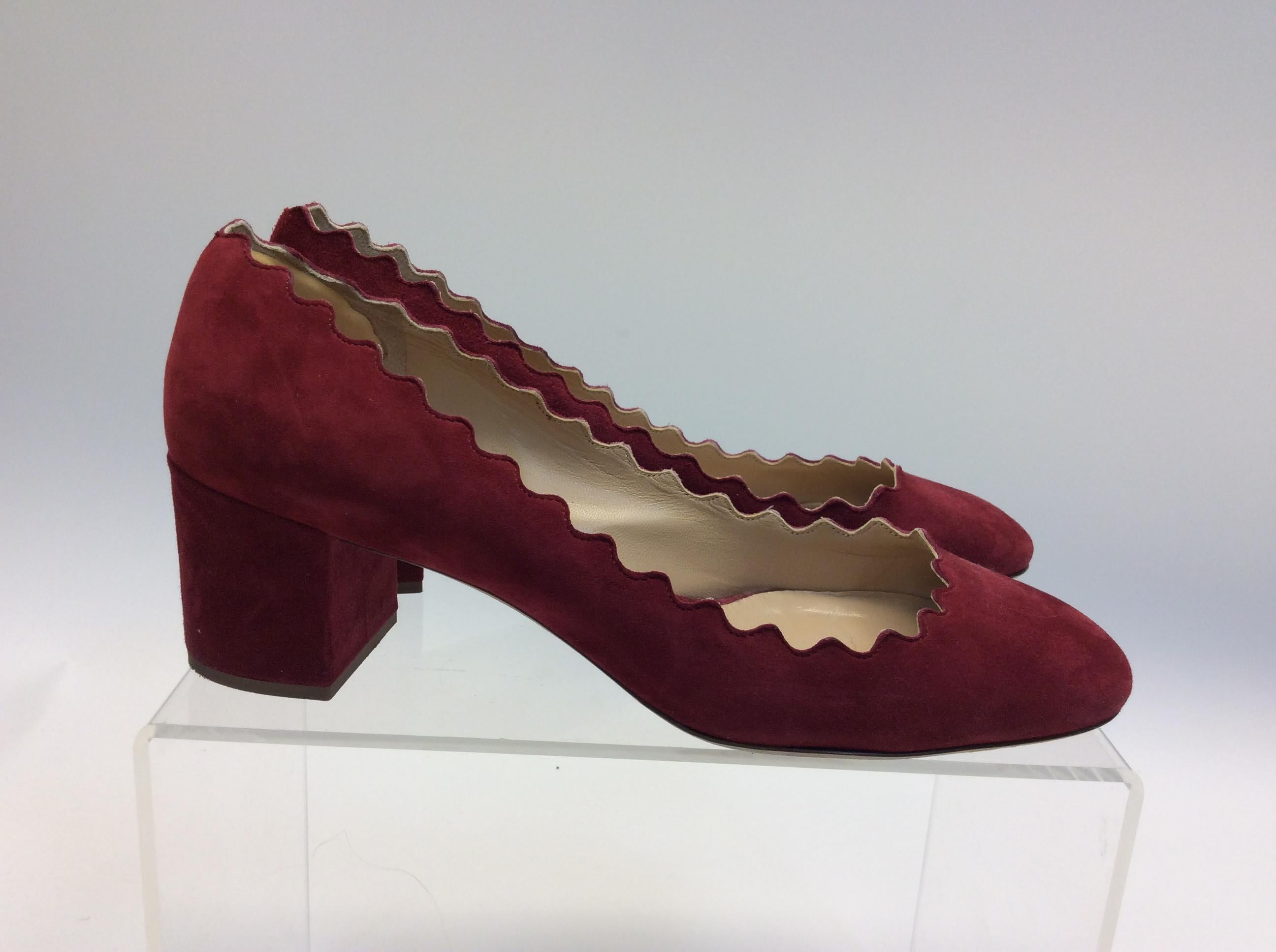 Chloe Burgundy Suede Pump  In Excellent Condition For Sale In Narberth, PA