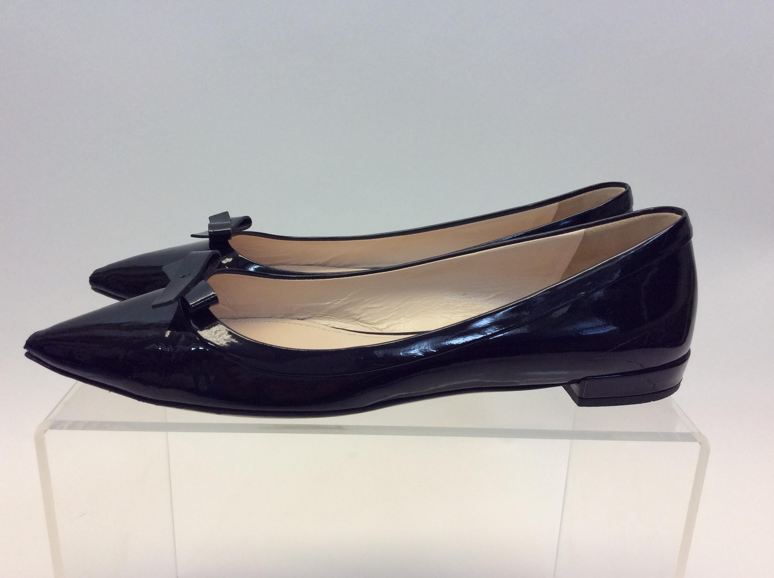 Prada Black Patent Leather Flats
$199
Patent Leather
Made in Italy
Size 38
