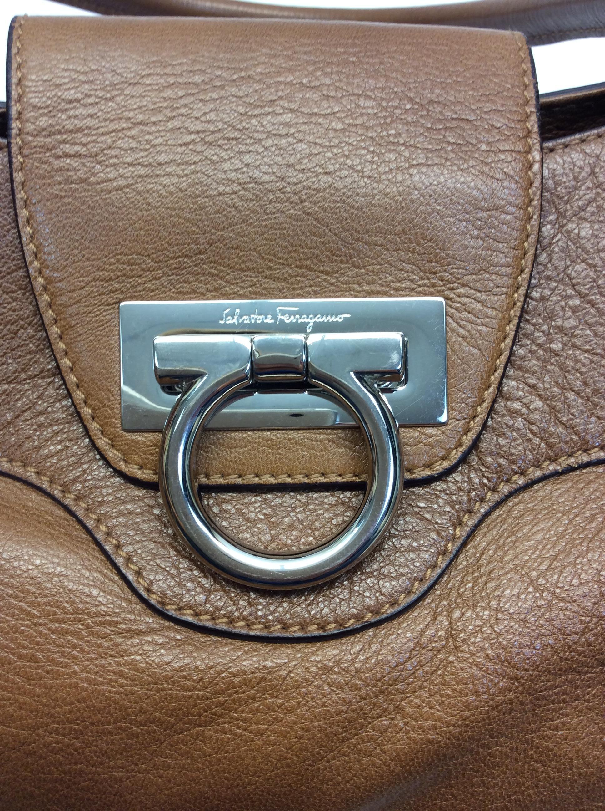 Salvatore Ferragamo Brown Leather Shoulder Bag For Sale 2
