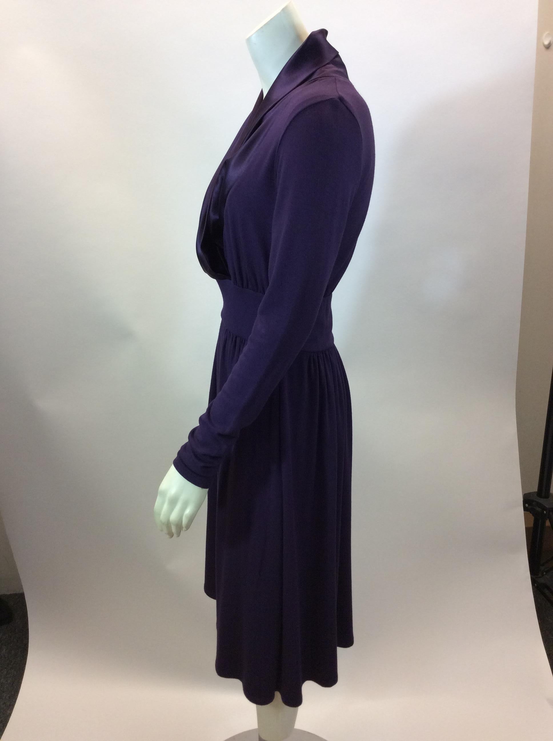 Max Mara Purple Long Sleeve Dress
Made in Italy
75% Viscose, 20% Wool, 5% Elastane
Size 40
Length 39