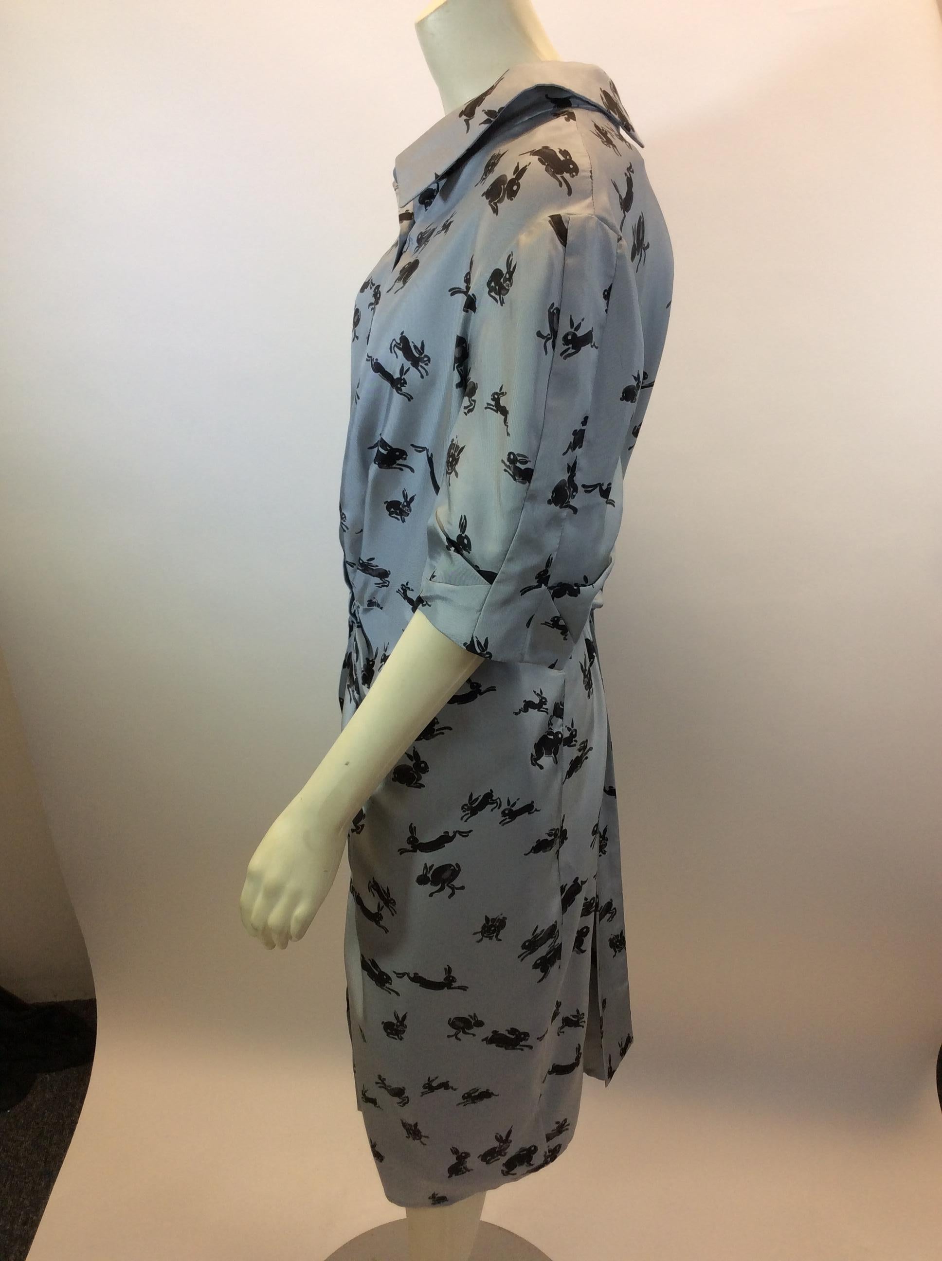 Carolina Herrera Blue Bunny Print Dress
Made in the US
100% Silk
Length 42