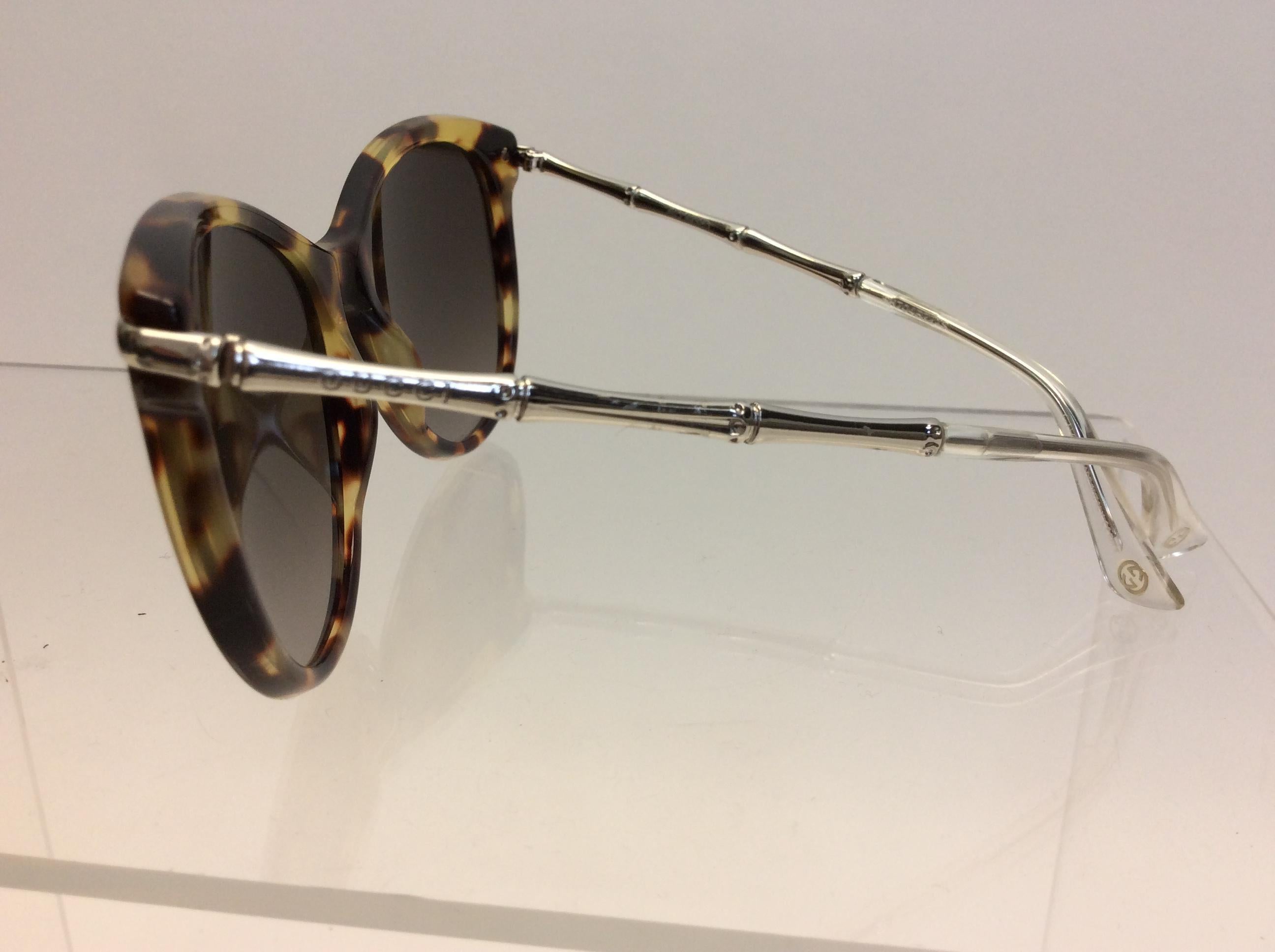 Gucci Tortoise and Silver Sunglasses
$199
Made in Italy
Across 5.5