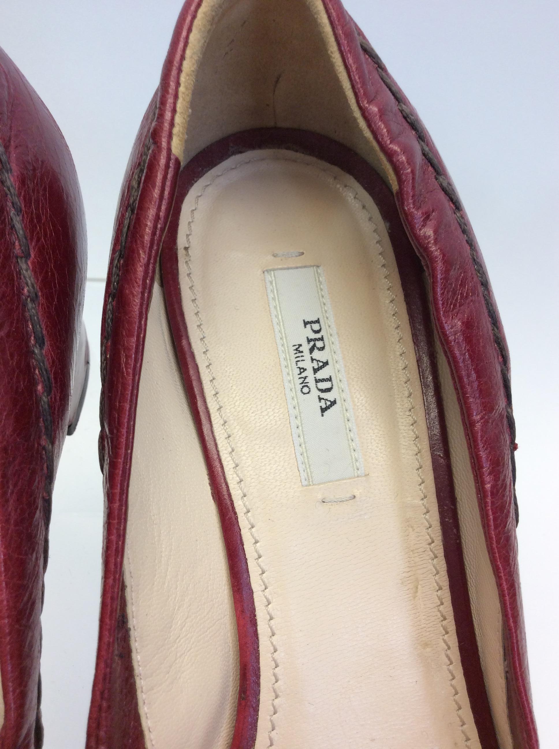 Prada Burgundy Leather Bow Heels For Sale 2