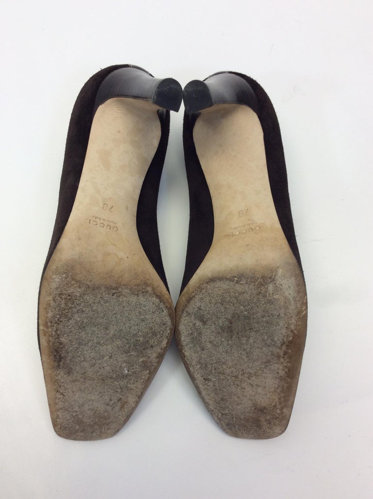 Gucci Brown Suede Pump For Sale at 1stDibs
