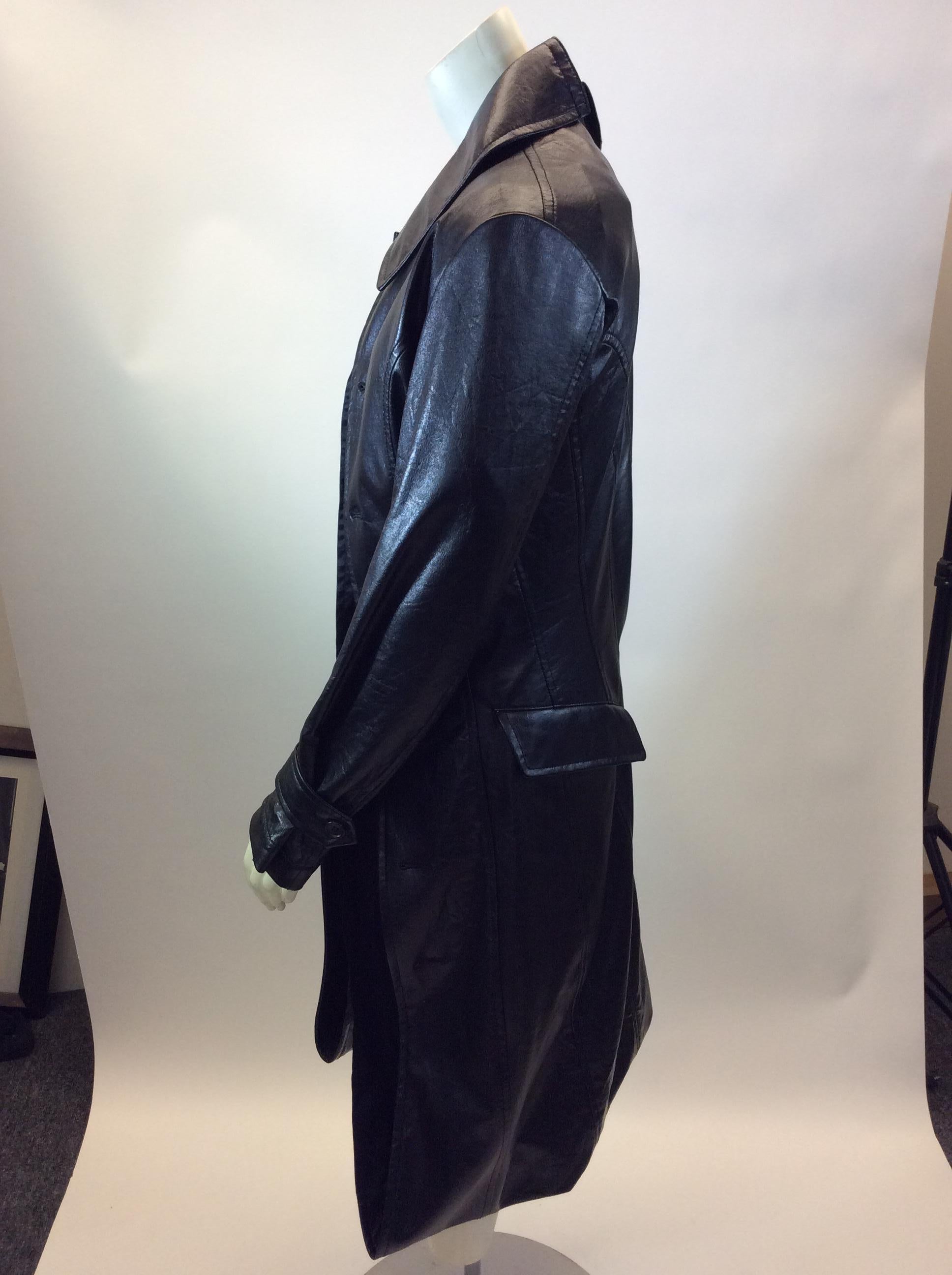 Junya Watanabe Black Trench Coat NWT
$799
Made in Japan
65% polyester, 35% Cotton
Size Medium
Length 41