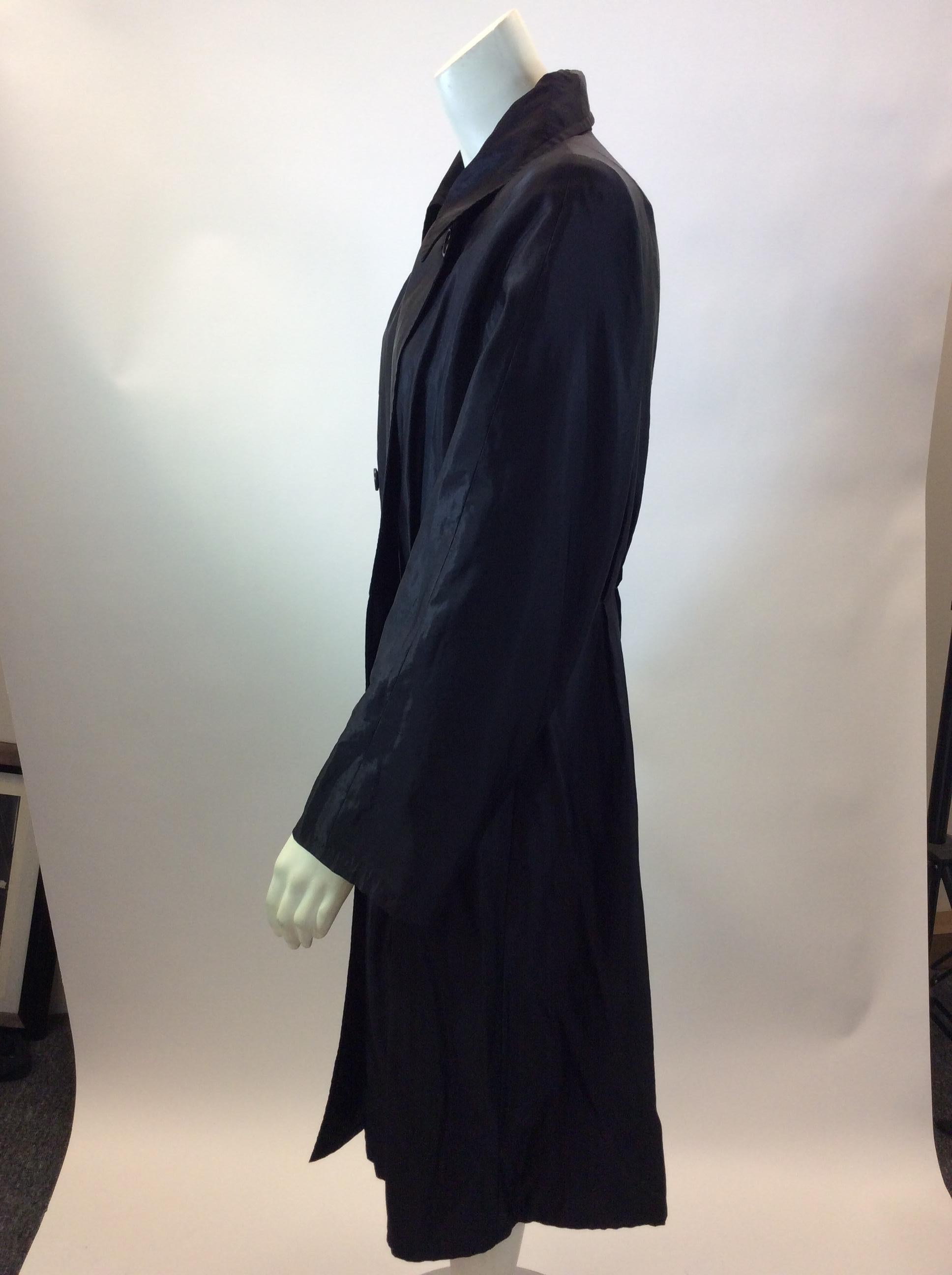 Dries Van Noten Black Trench Coat
$350
Made in Slovenia
64% Cotton, 36% Cupro
Size Small
Length 41.5