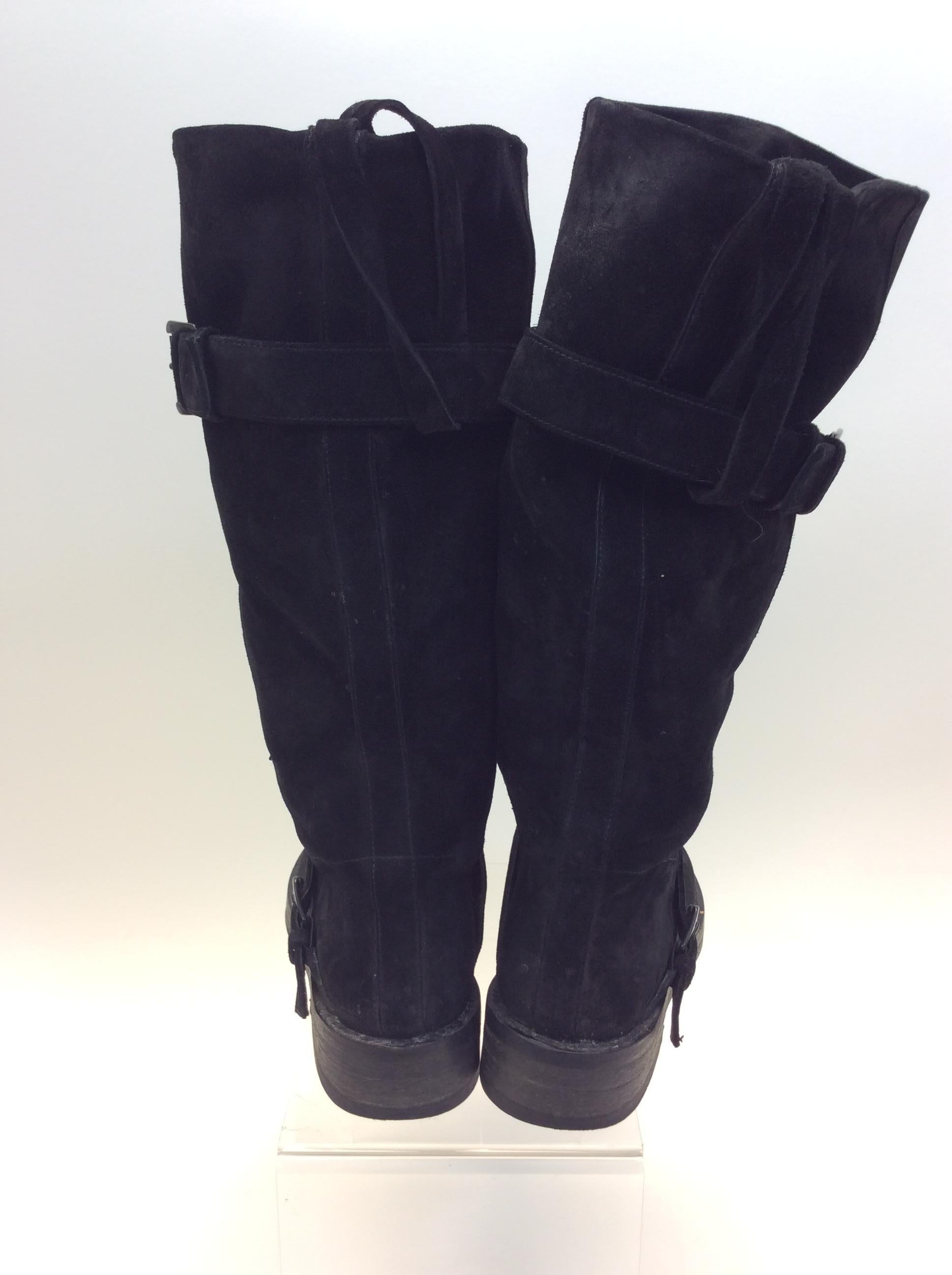 Ann Demeulemeester Black Suede Knee-High Boots In Good Condition For Sale In Narberth, PA