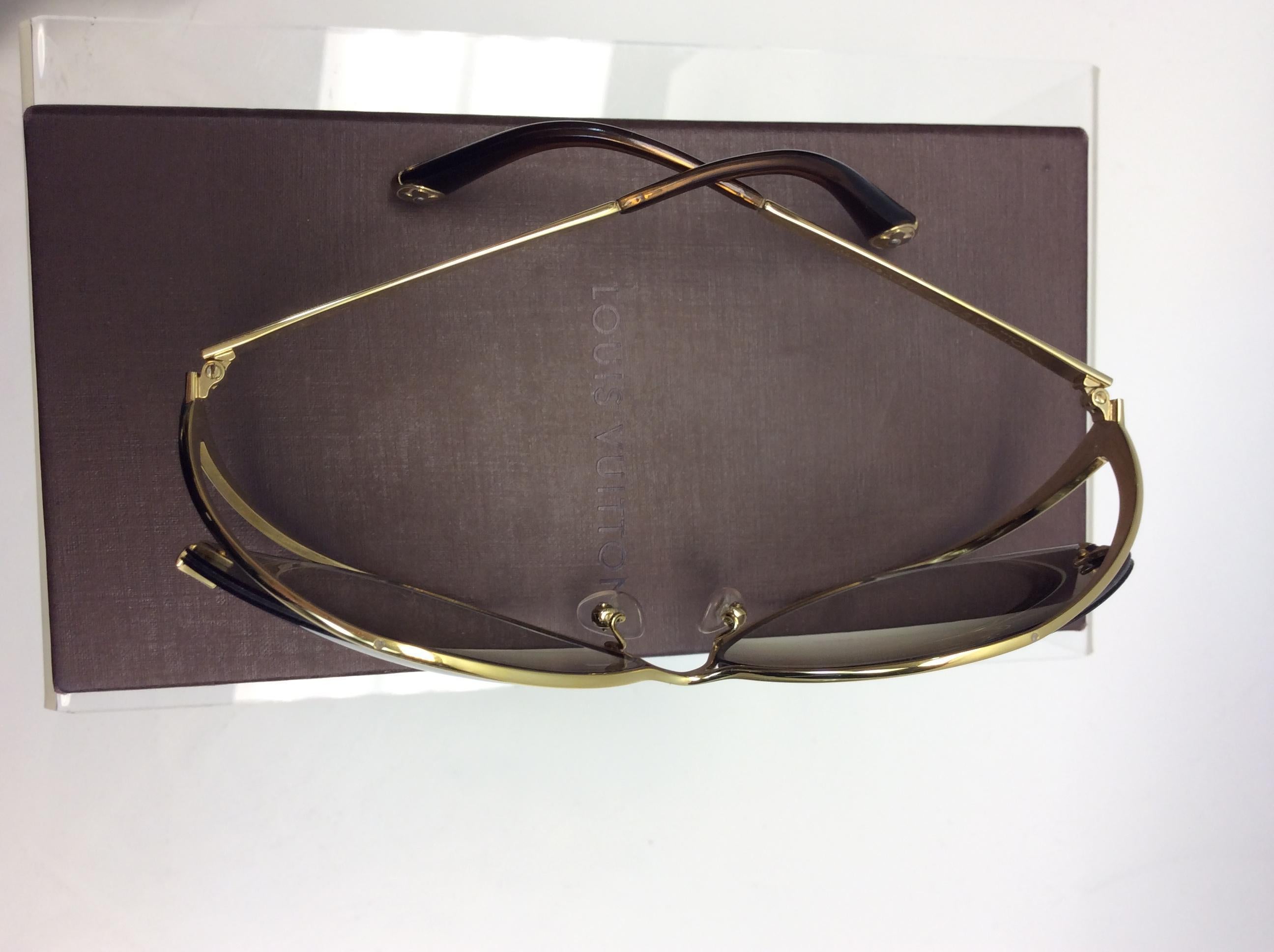 Women's Louis Vuitton Gold Tone Sunglasses For Sale