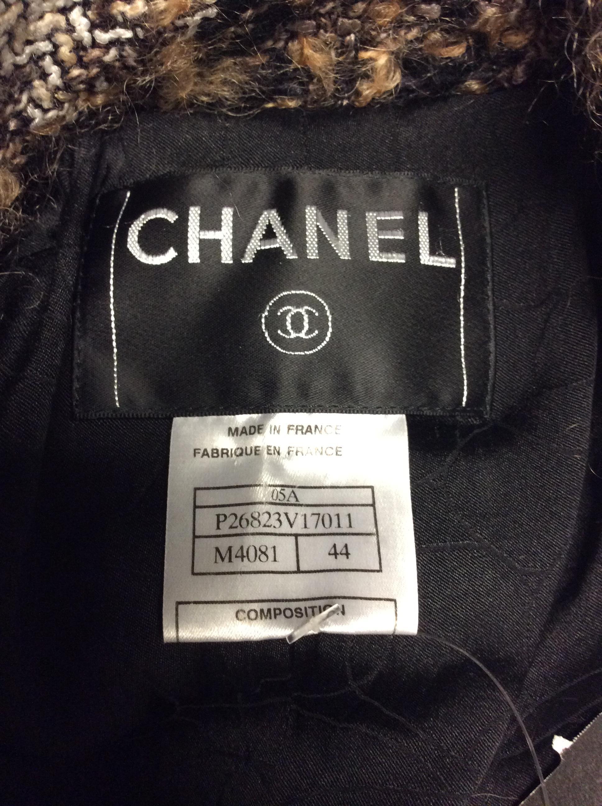Chanel Black and Tan Plaid Wool Jacket For Sale 4