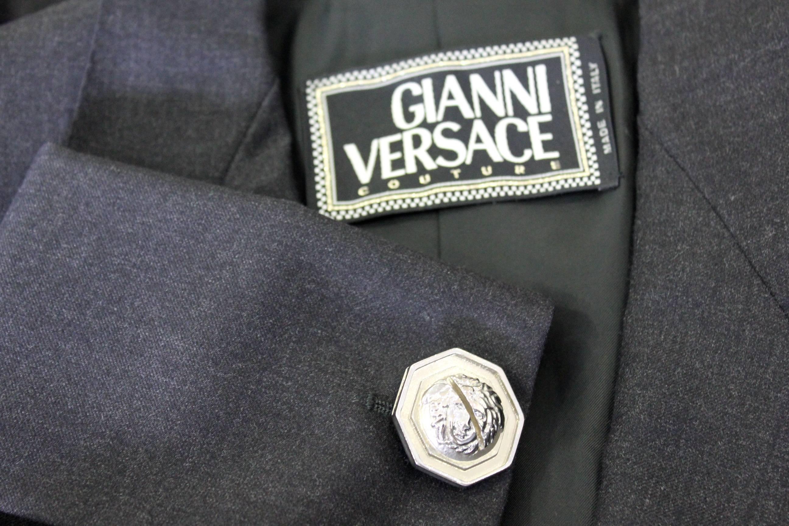 Gianni Versace Couture Long Grey Jacket With Important Medusa Buttons For Sale 2