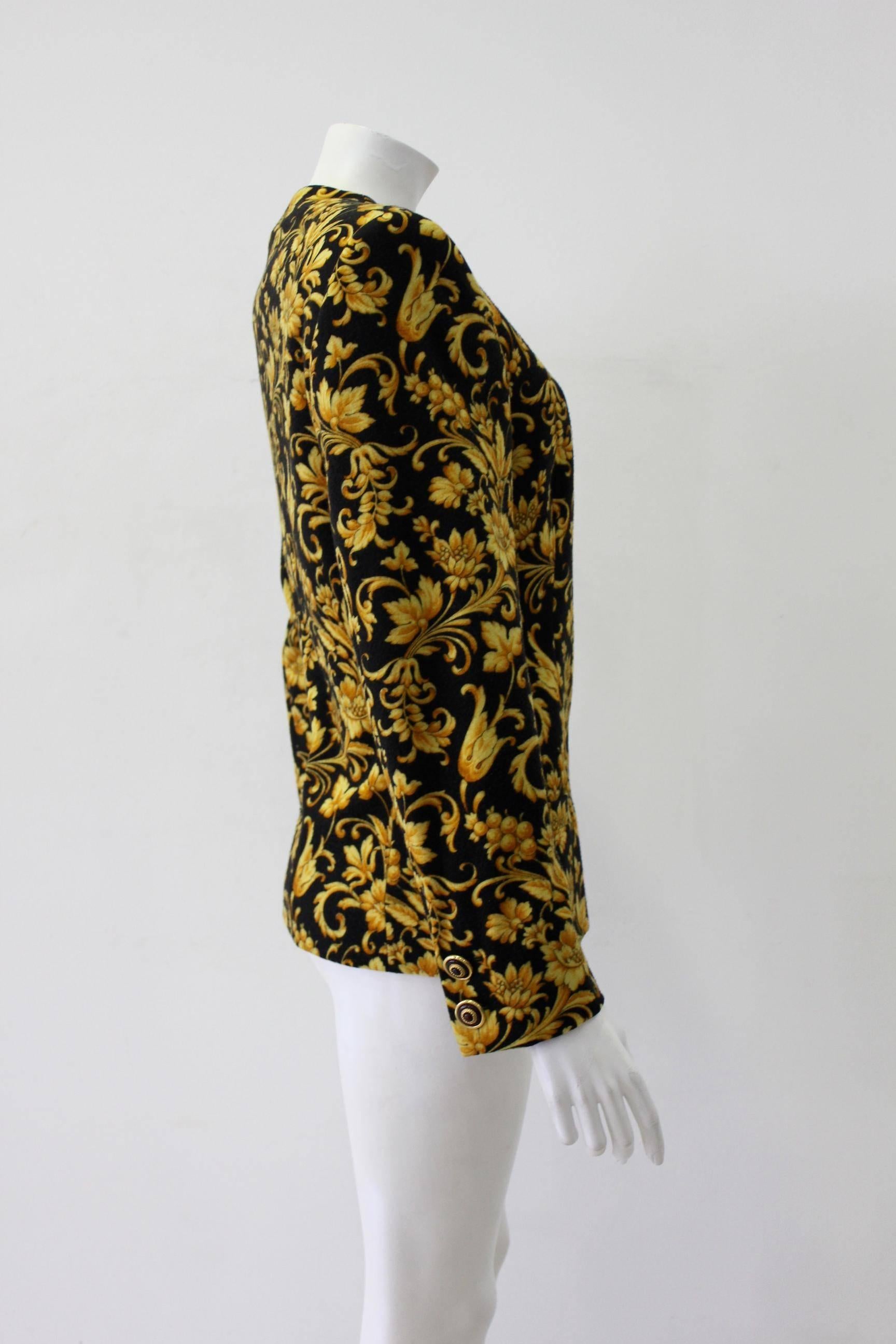 Gianni Versace Baroque Printed Jacket Fall 1991 In New Condition For Sale In Athens, Agia Paraskevi