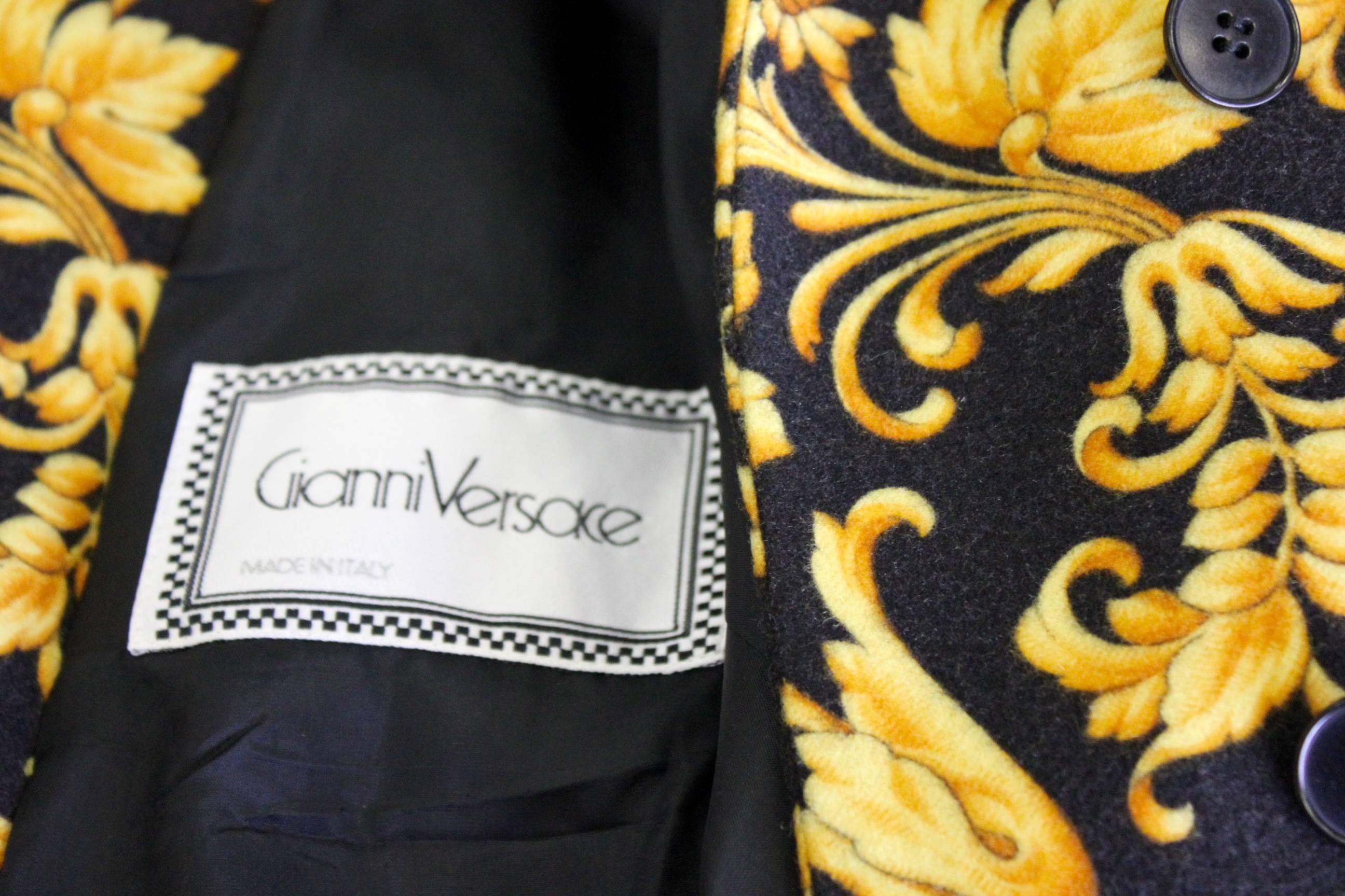 Gianni Versace Baroque Printed Jacket Fall 1991 For Sale 3