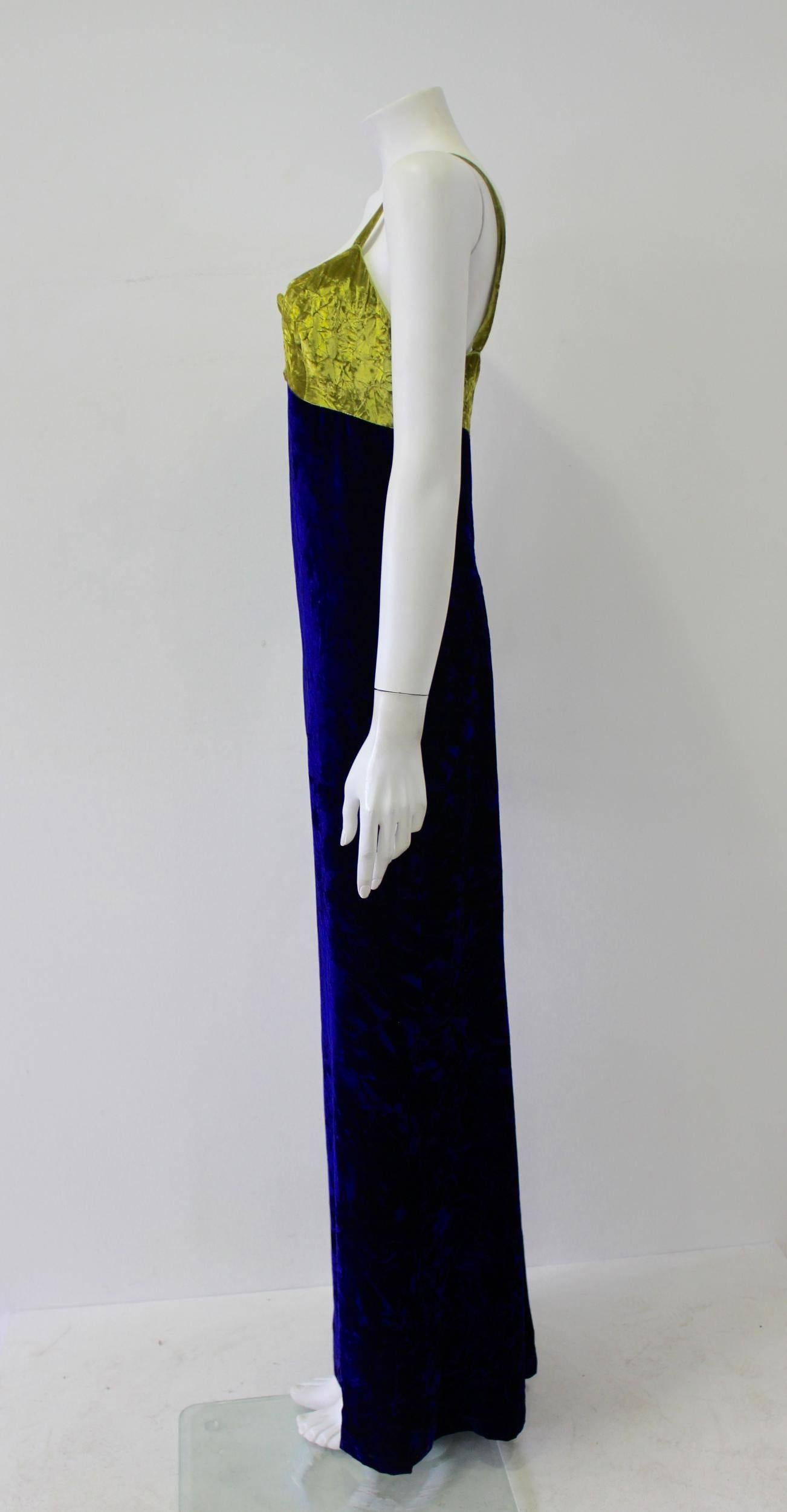 Black Gianni Versace Istante Crushed Velvet Evening Dress Fall 1997 For Sale