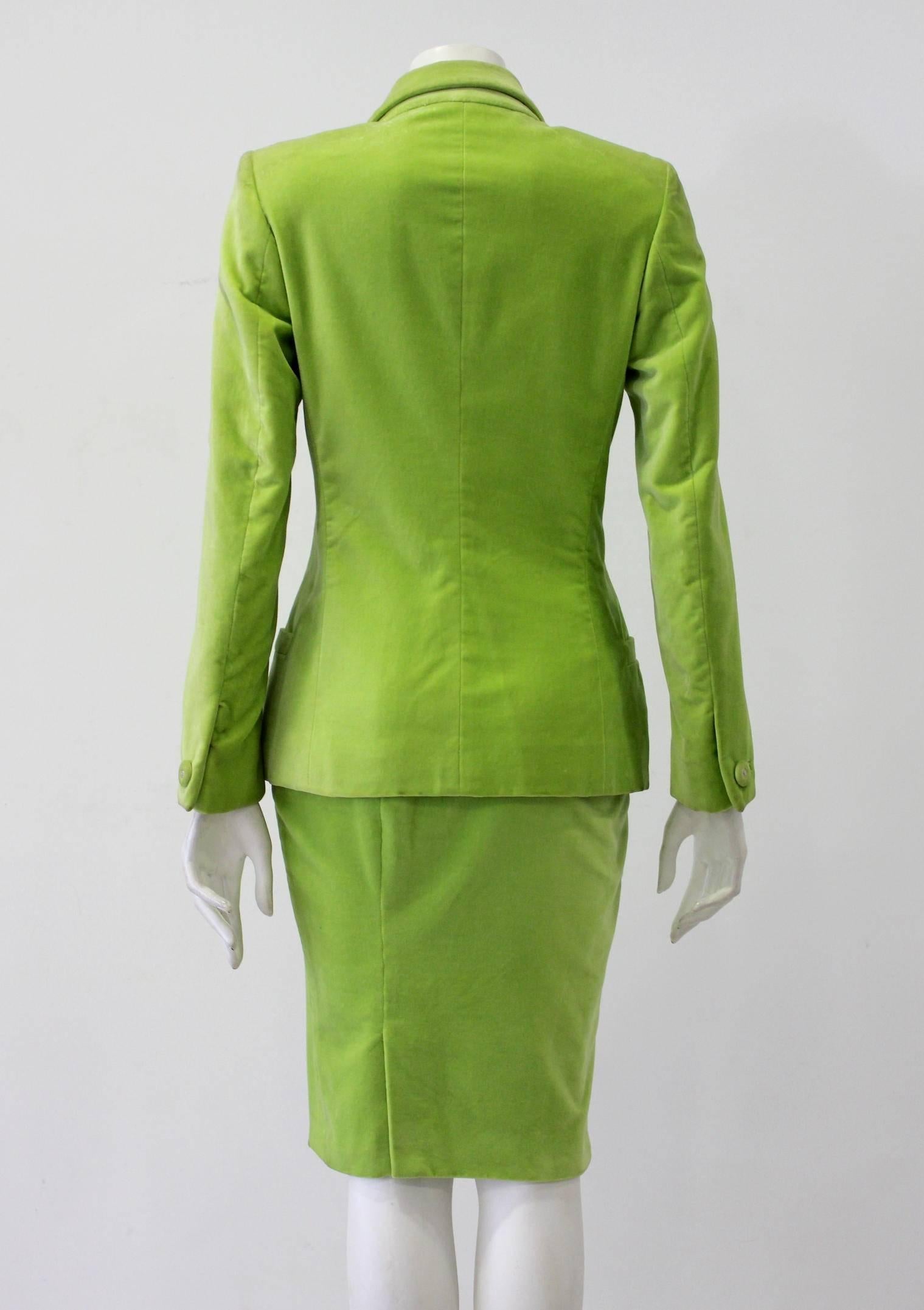 Gianni Versace Couture Lime Velvet Suit Winter 1996 In New Condition For Sale In Athens, Agia Paraskevi