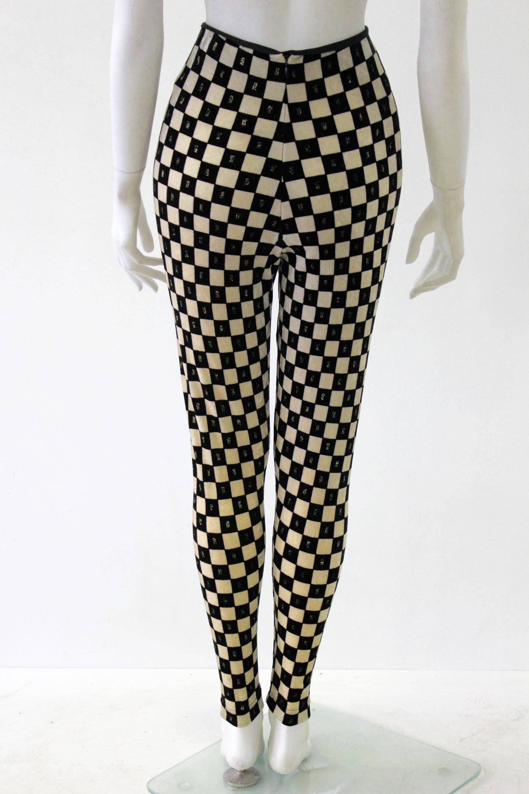 Rare Gianni Versace Couture Checked Velvet Leggings Fall 1994 In New Condition For Sale In Athens, Agia Paraskevi