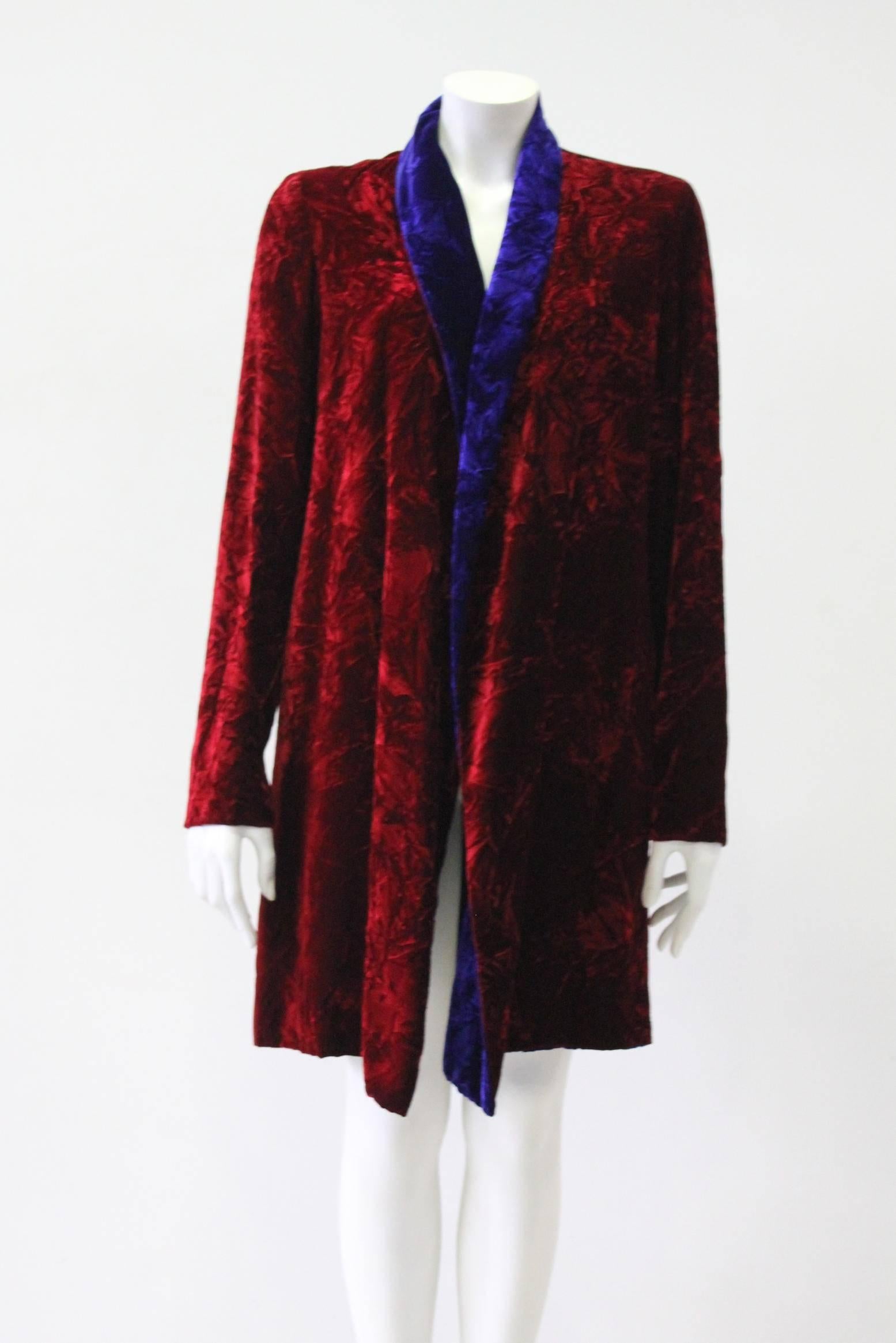 Women's Istante By Gianni Versace Crushed Velvet Evening Coat Fall/Winter 1997 For Sale