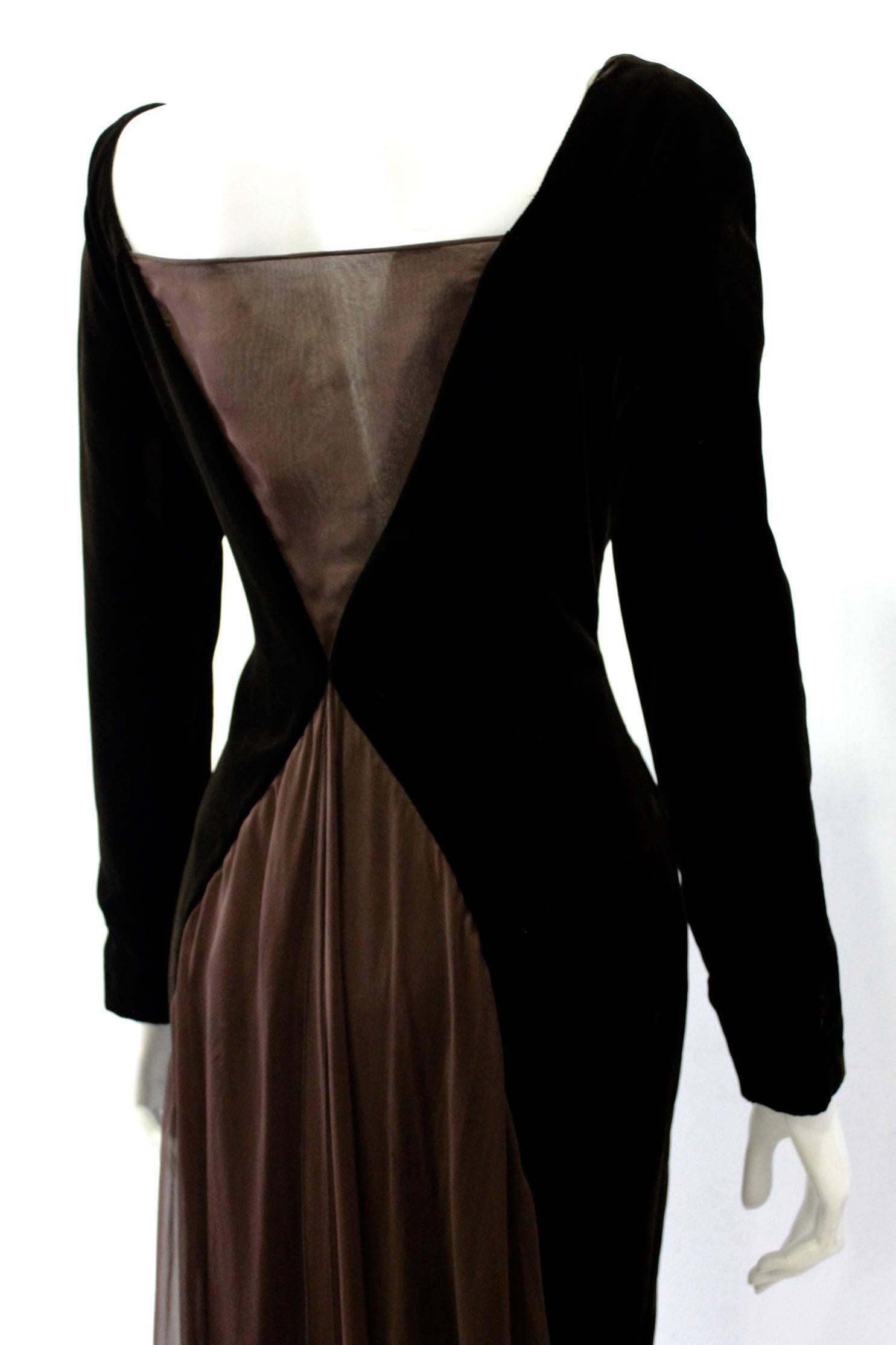 Gianfranco Ferre Silk Velvet Panel Evening Gown, 1989 In Excellent Condition For Sale In Athens, Agia Paraskevi