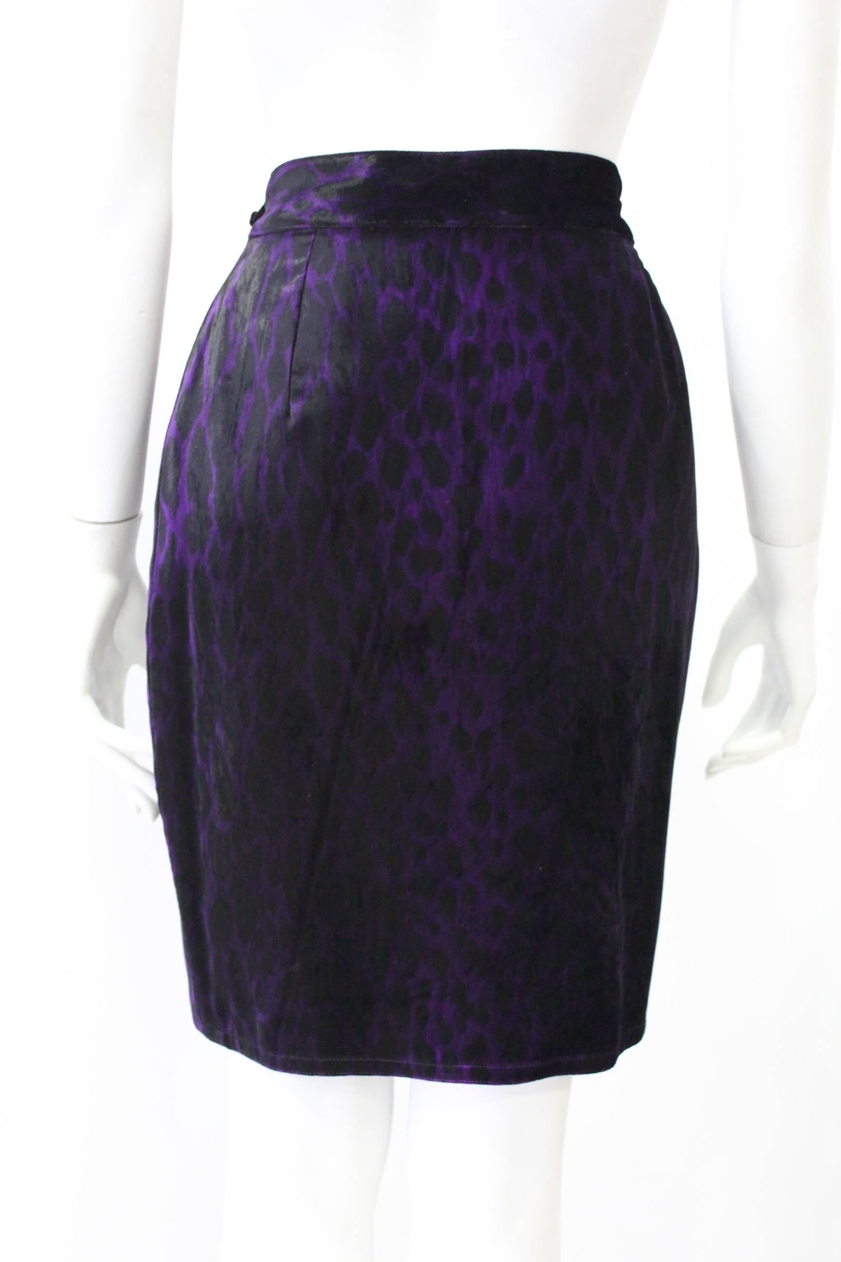 Unique Gianni Versace Couture Velvet Leopard Print Skirt Fall 1989 In New Condition For Sale In Athens, Agia Paraskevi