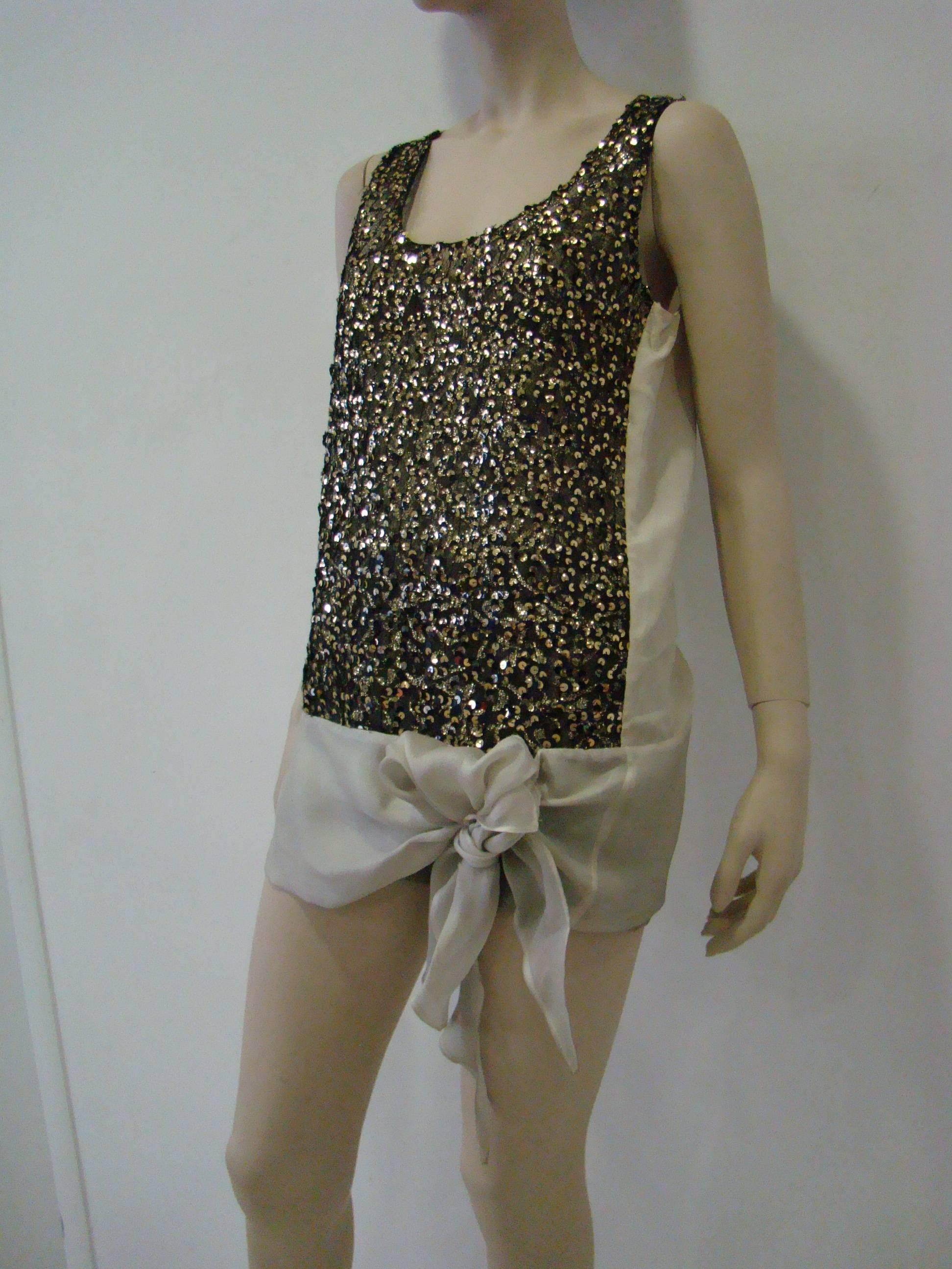Important Gianfranco Ferre Lurex Net Sequin Silk Top 1990's In New Condition For Sale In Athens, Agia Paraskevi