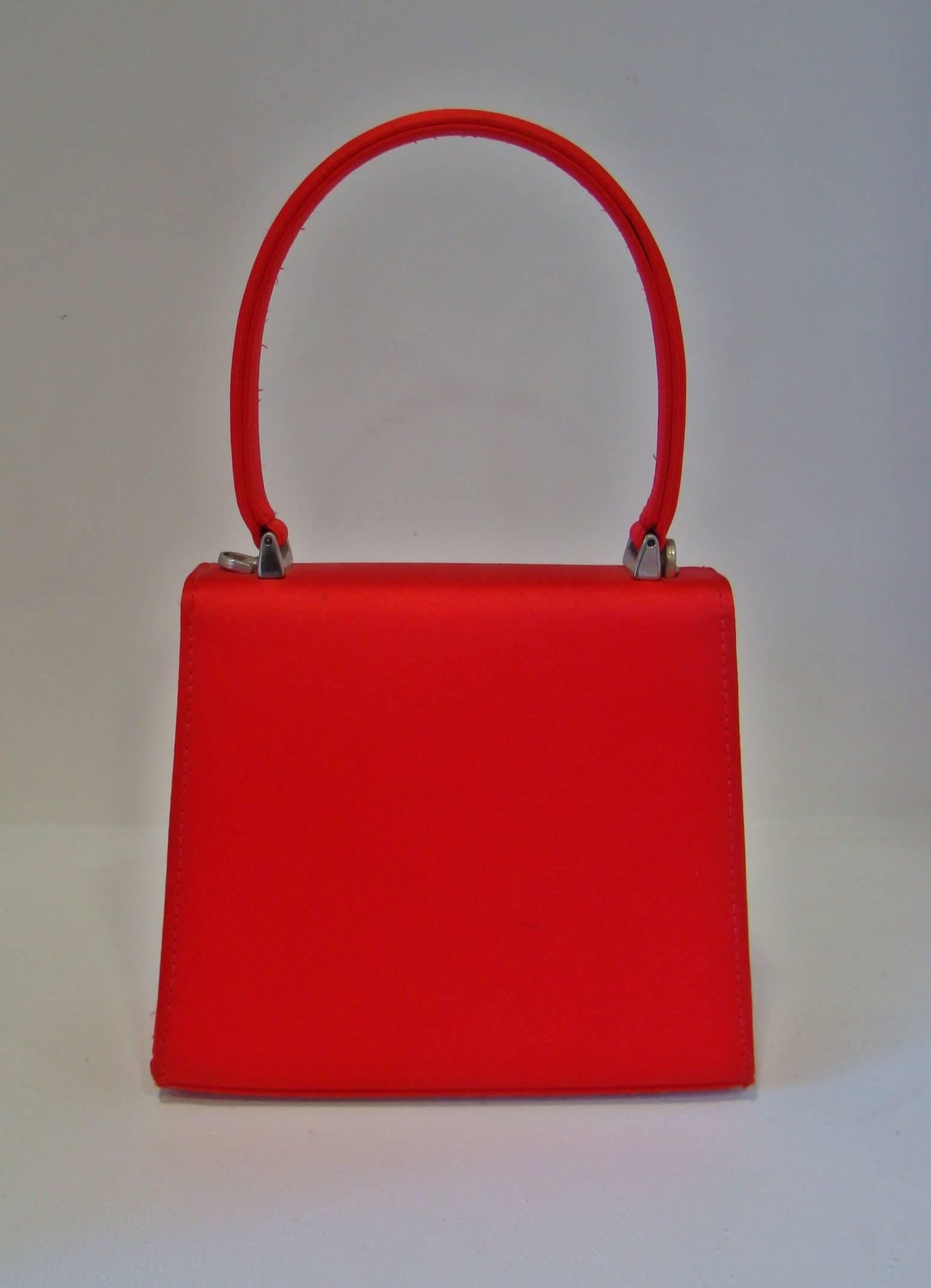 Gianni Versace Couture Red Bag 1990's In Good Condition For Sale In Athens, Agia Paraskevi