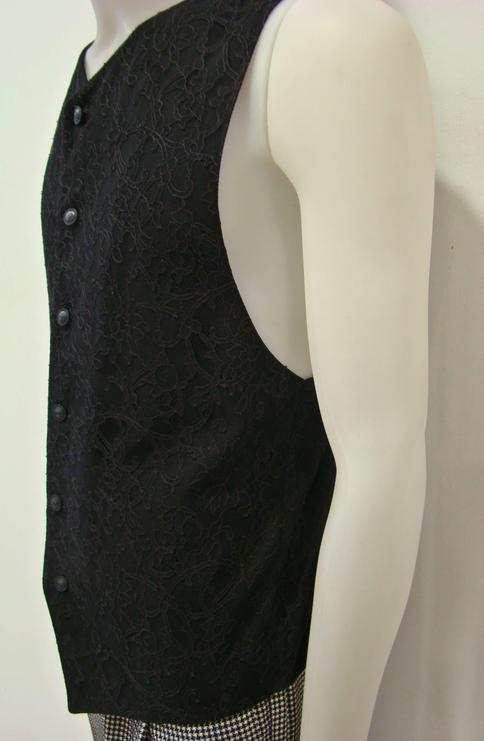 Gianni Versace Lace Waistcoat Vest Punk Collection Spring 1994 In New Condition For Sale In Athens, Agia Paraskevi