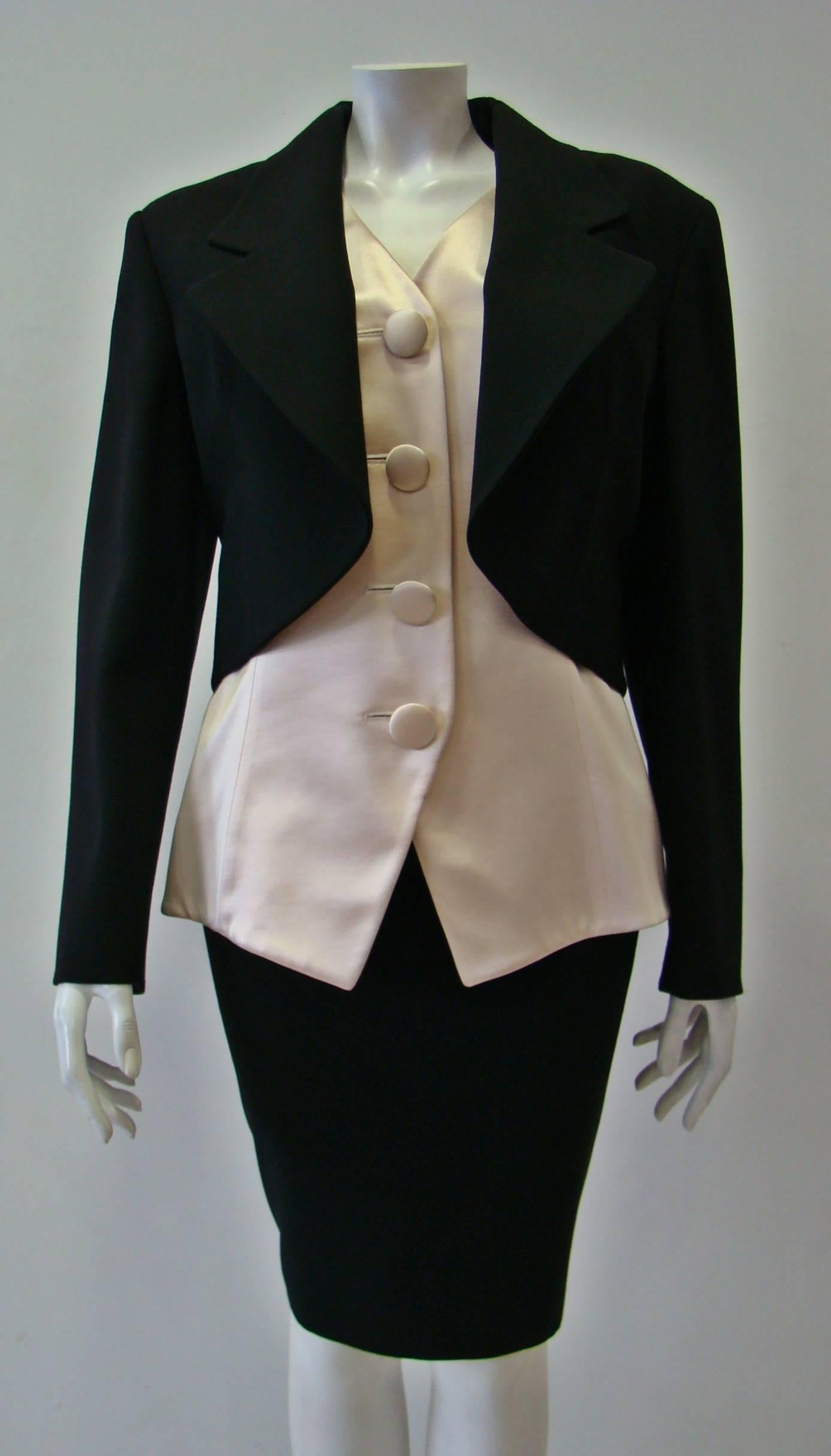 Black Rare Gianfranco Ferre Tuxedo Jacket 1990's For Sale