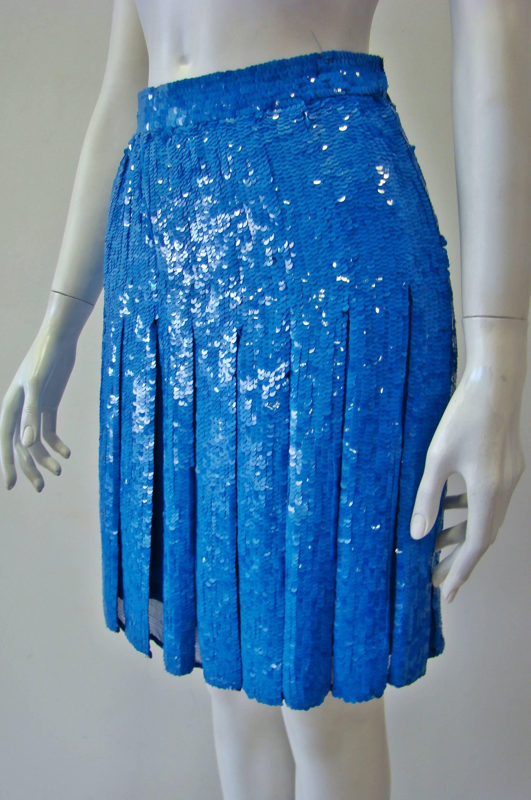Rare Ella Singh Silk Sequin Pleated Skirt 1990's In New Condition For Sale In Athens, Agia Paraskevi