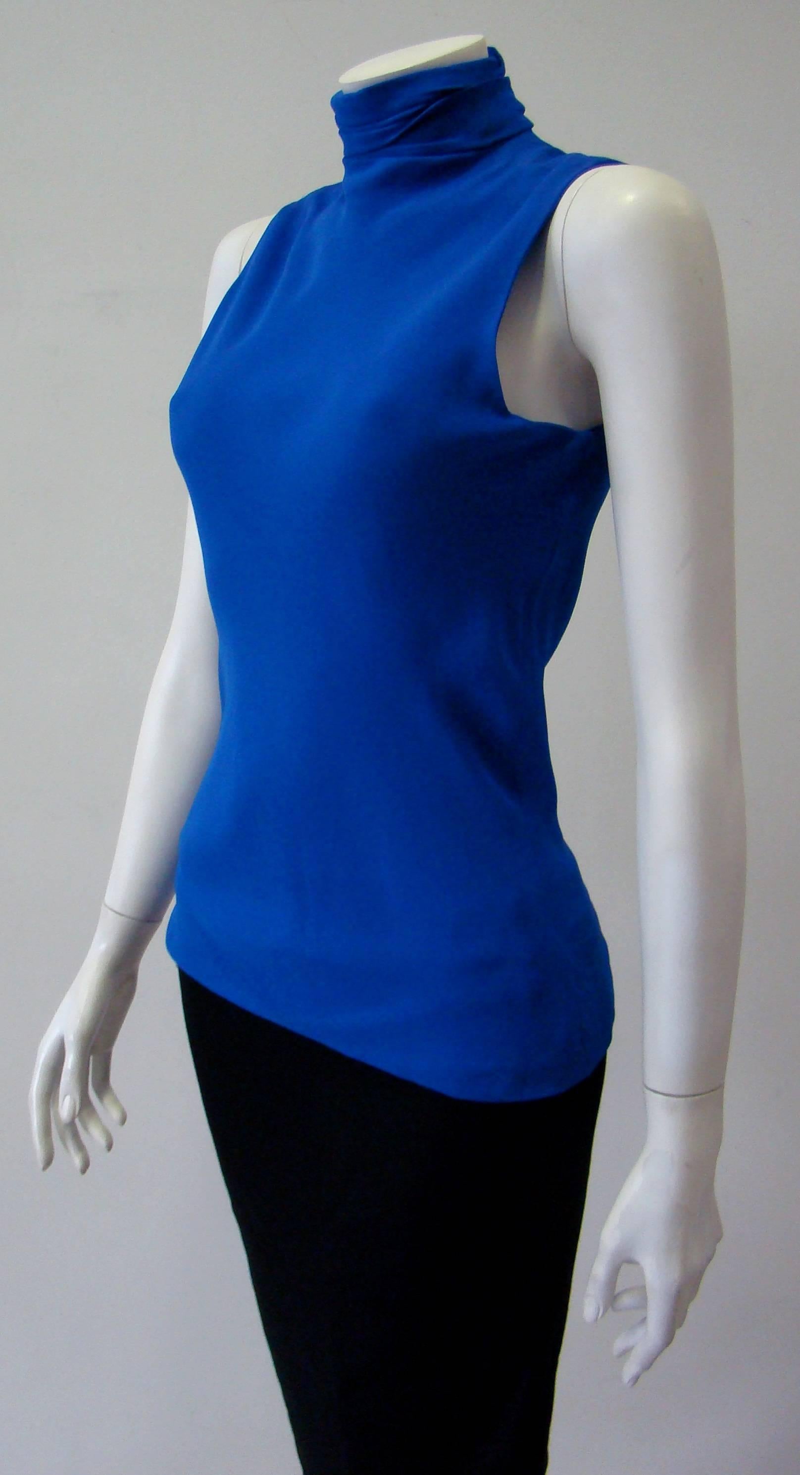 Gianni Versace Polo Neck Silk Sleeveless Top Blouse In Good Condition For Sale In Athens, Agia Paraskevi