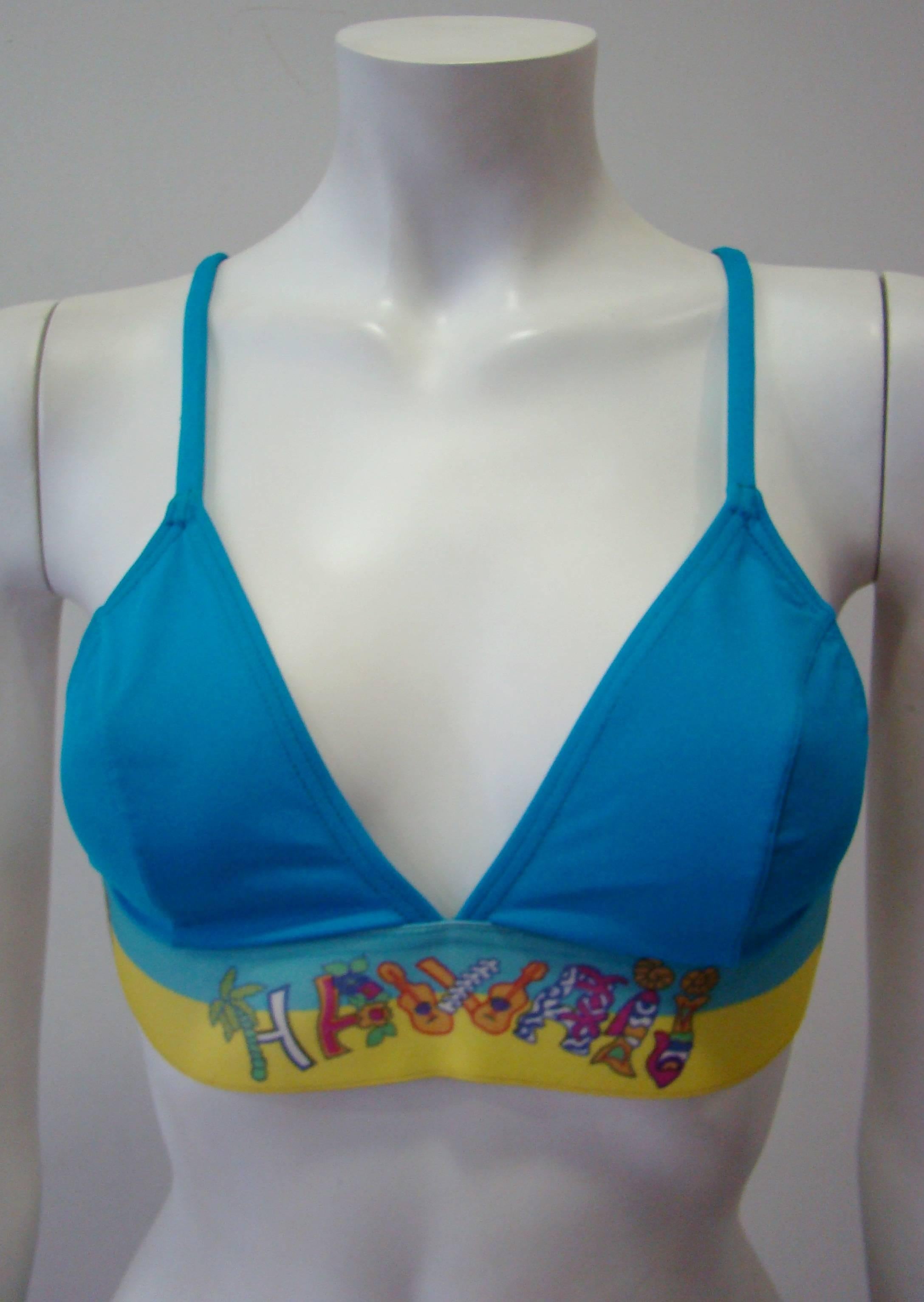 Istante By Gianni Versace Turquoise Bikini With Hawai Print Spring 1998 In Excellent Condition For Sale In Athens, Agia Paraskevi