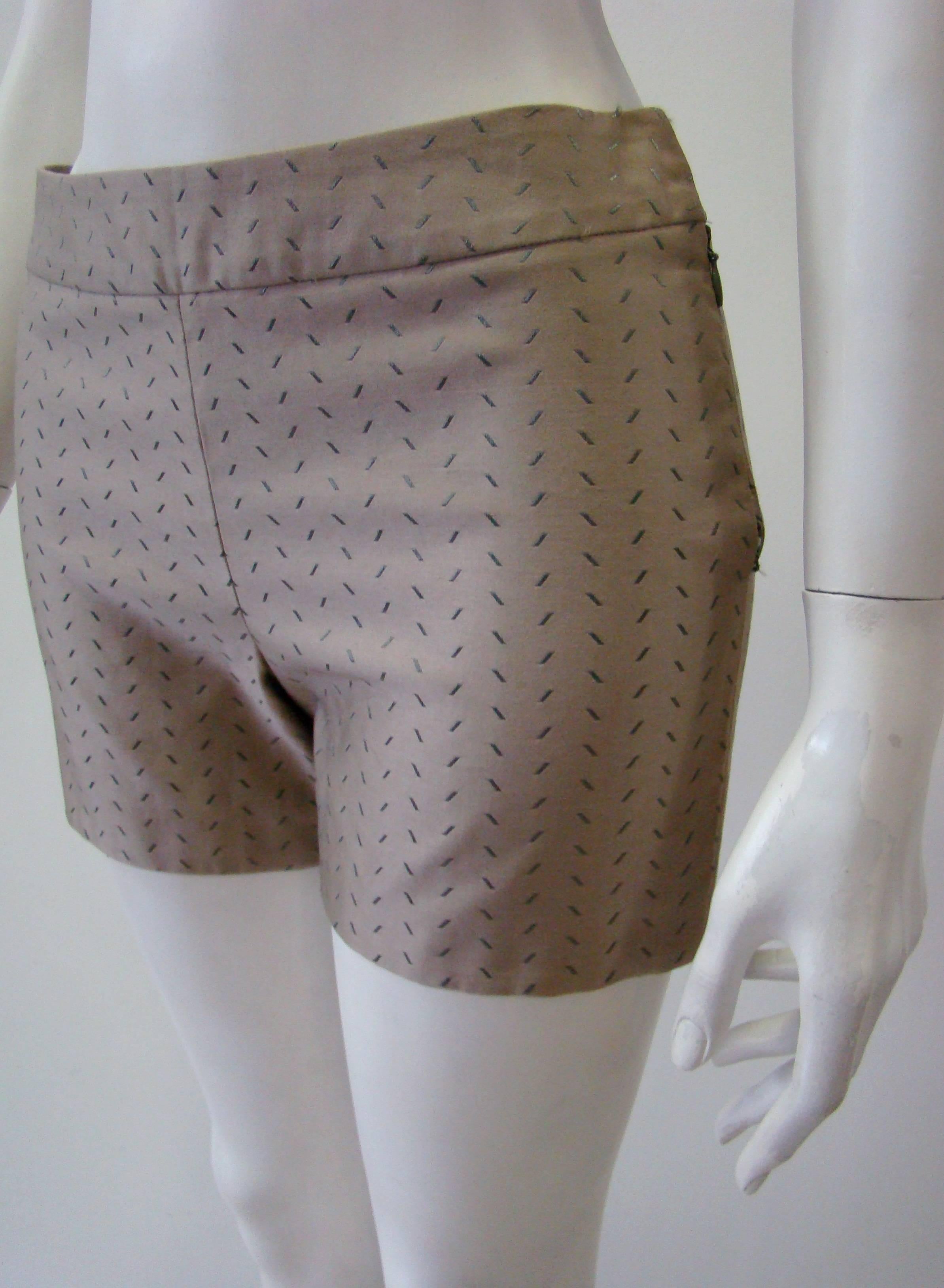 Istante By Gianni Versace Silk Shorts Spring 1998 In Excellent Condition For Sale In Athens, Agia Paraskevi